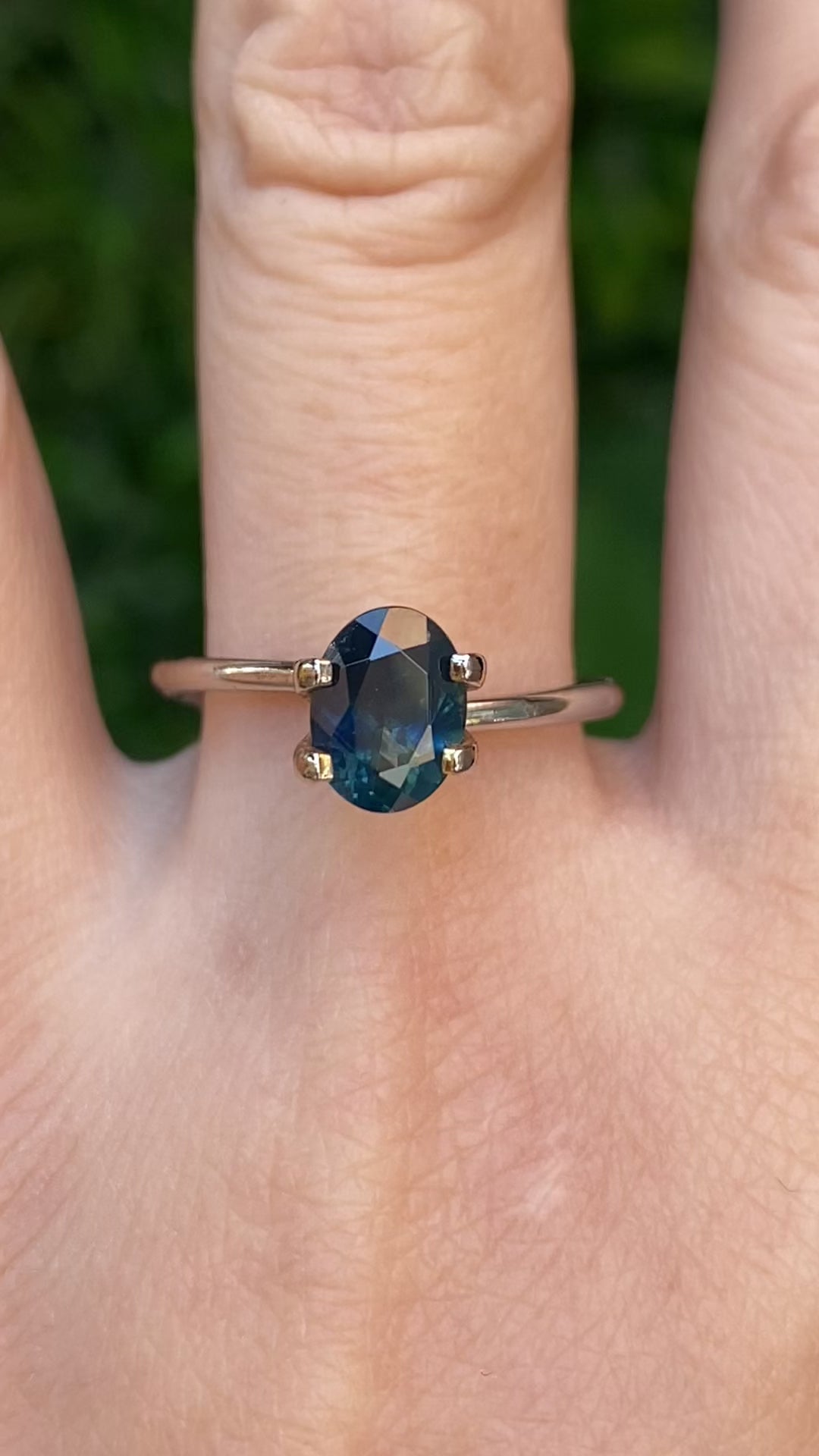 1.62ct Oval Cut Teal Blue Montana Sapphire SO693