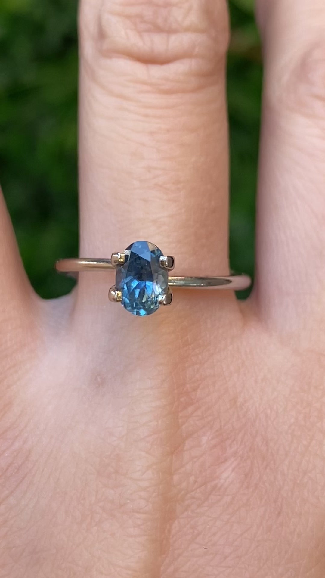 1.14ct Oval Cut Blue Montana Sapphire SO703