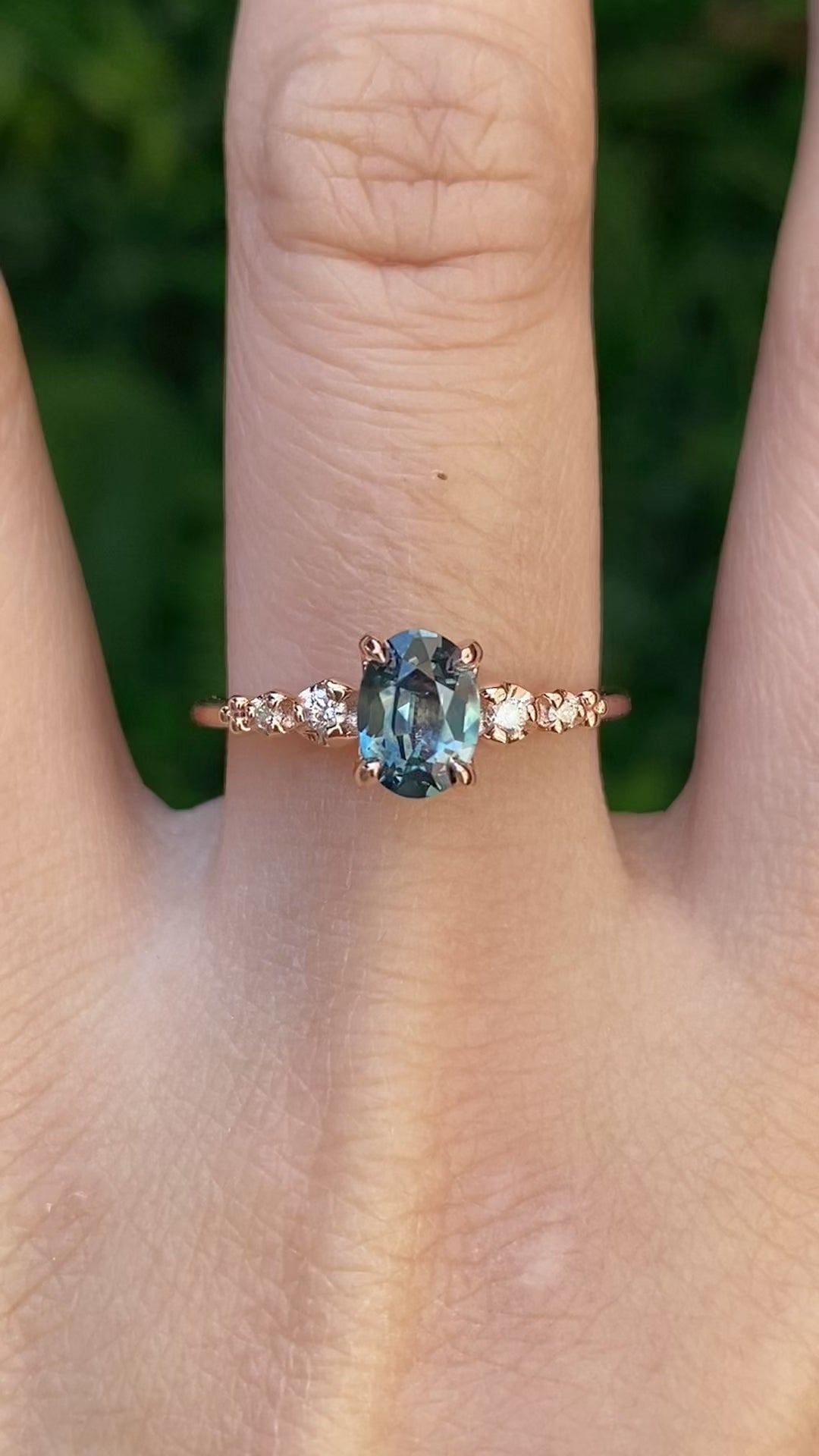 Estel Fleur Ring, 0.93ct Montana Sapphire One of a kind