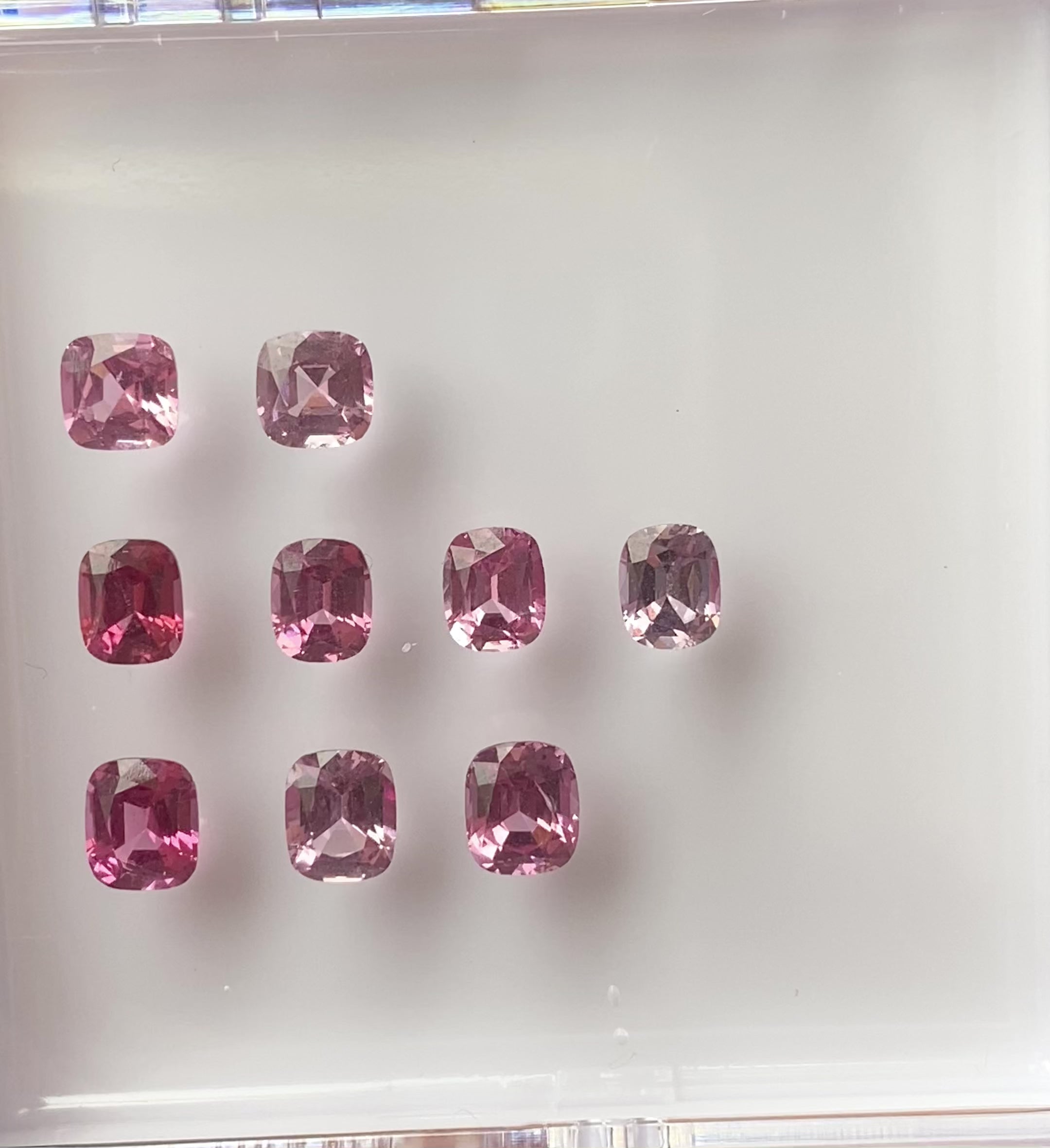 0.60-0.90ct Calibrated Cushion Spinel (5.0-6.0mm) CSE027