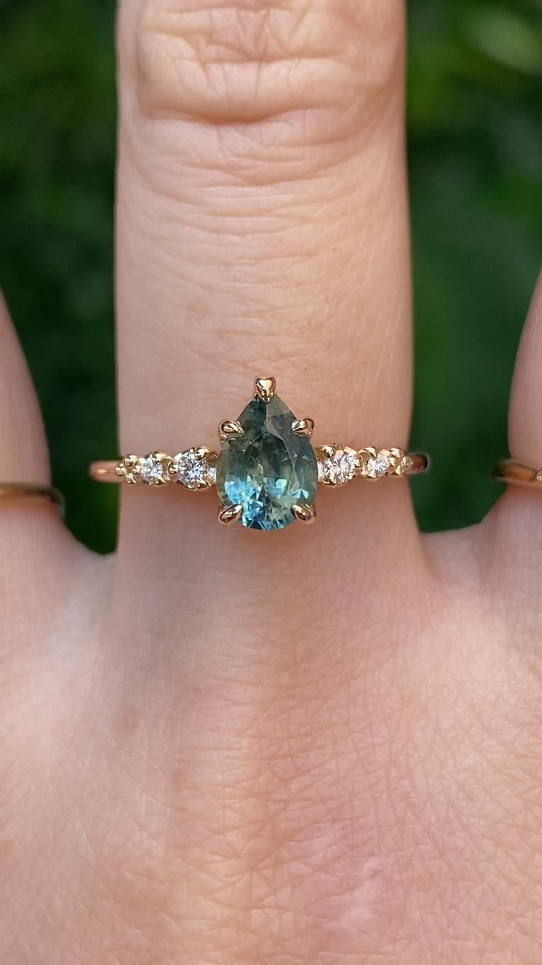 Estel Fleur Ring, 1.00ct Green Montana Sapphire