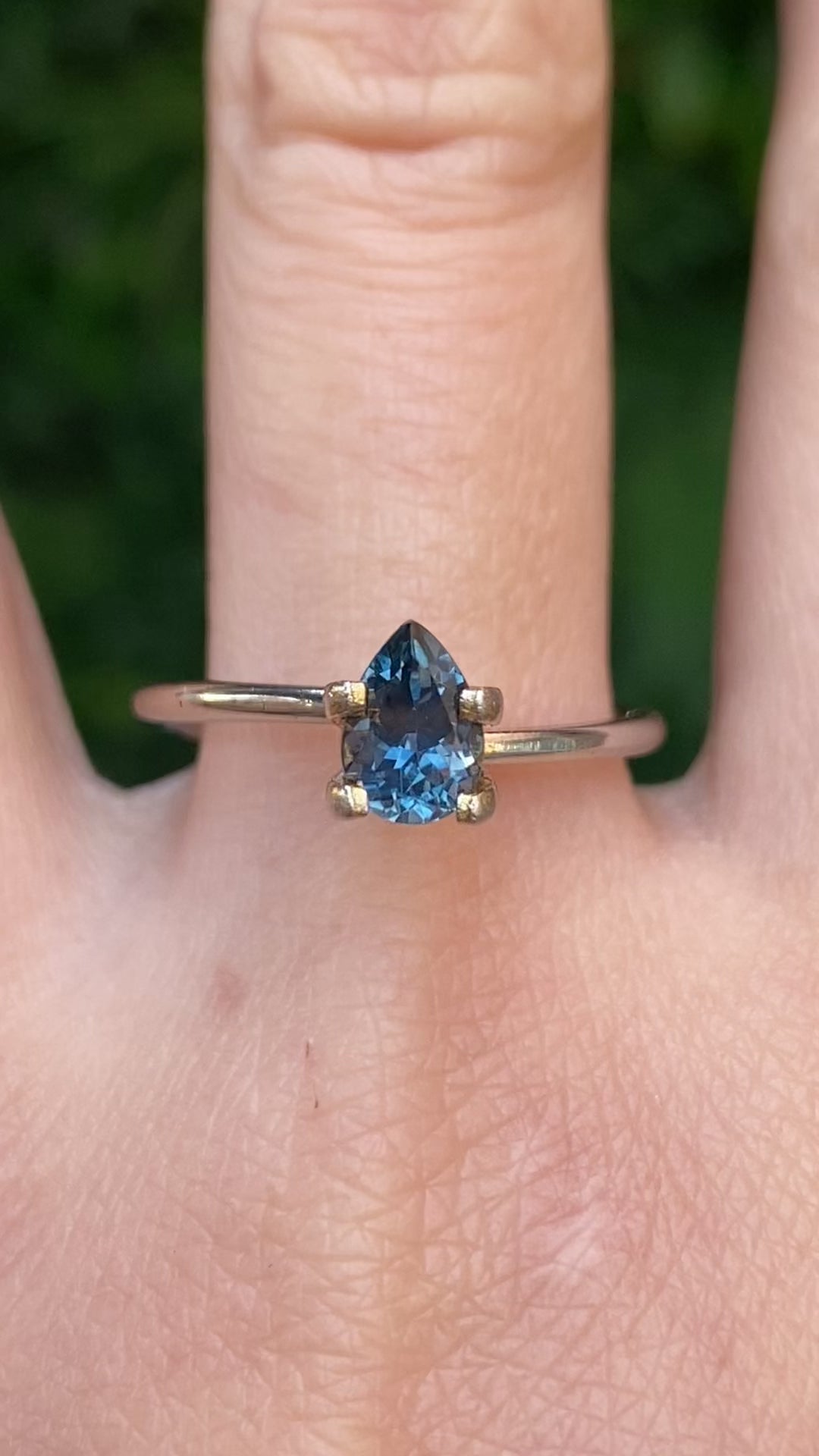 1.02ct Pear Cut Teal Blue Montana Sapphire SF585