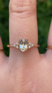 Teresa Ring, 0.97ct Light Green Montana Sapphire