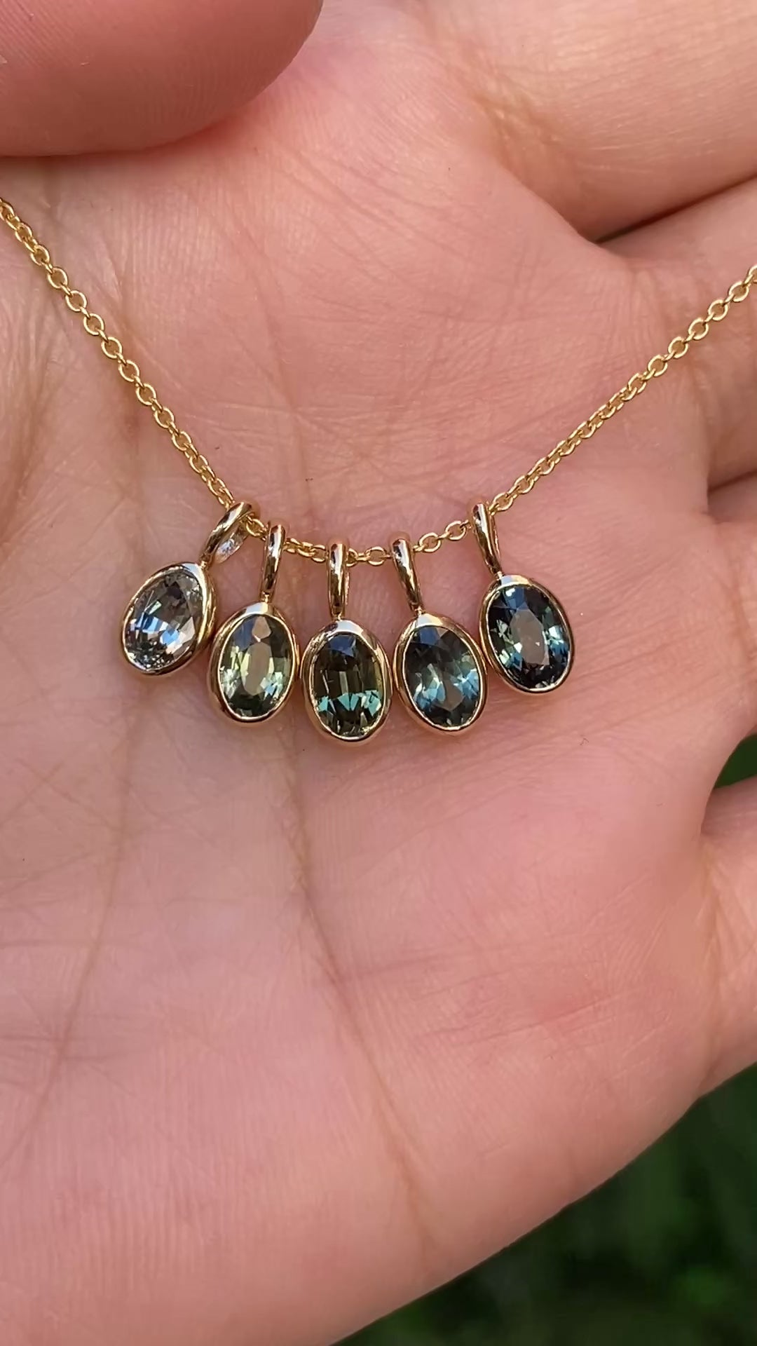 14K Gold Bezel Montana Sapphire Charm 6.0mm