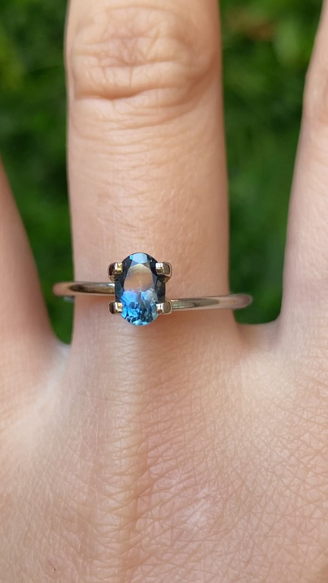 0.94ct Oval Cut Teal Blue Montana Sapphire