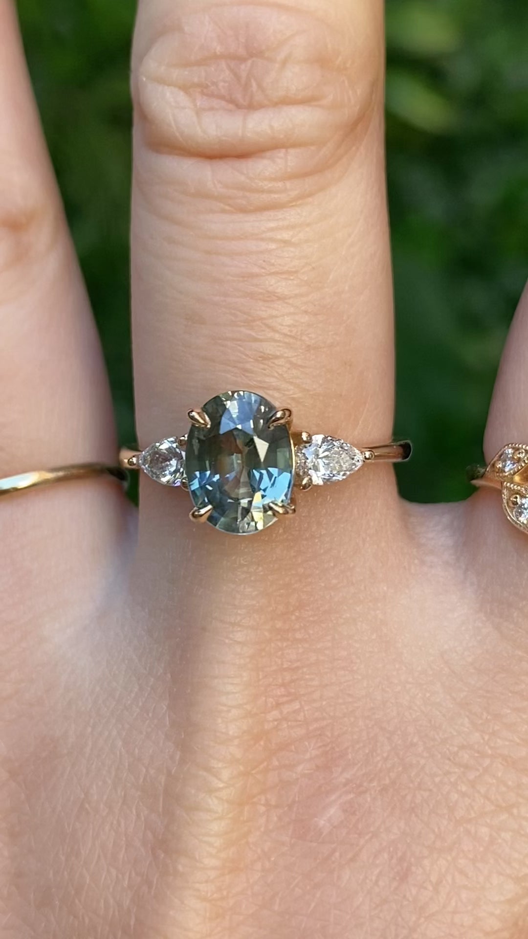 【一点物】オリヴィアリング ・2.20ct・加熱モンタナ産ブルーグリーンイエローサファイア・K14YG