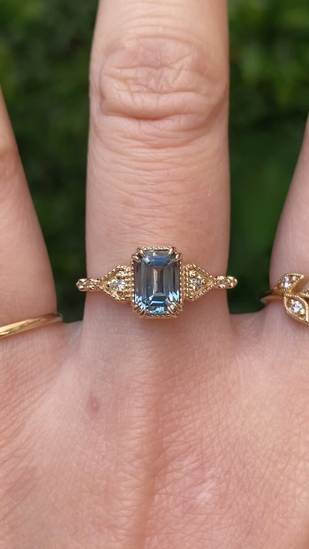 【一点物】アガサリング ・1.06ct・加熱モンタナ産ティールブルーサファイア・K14YG