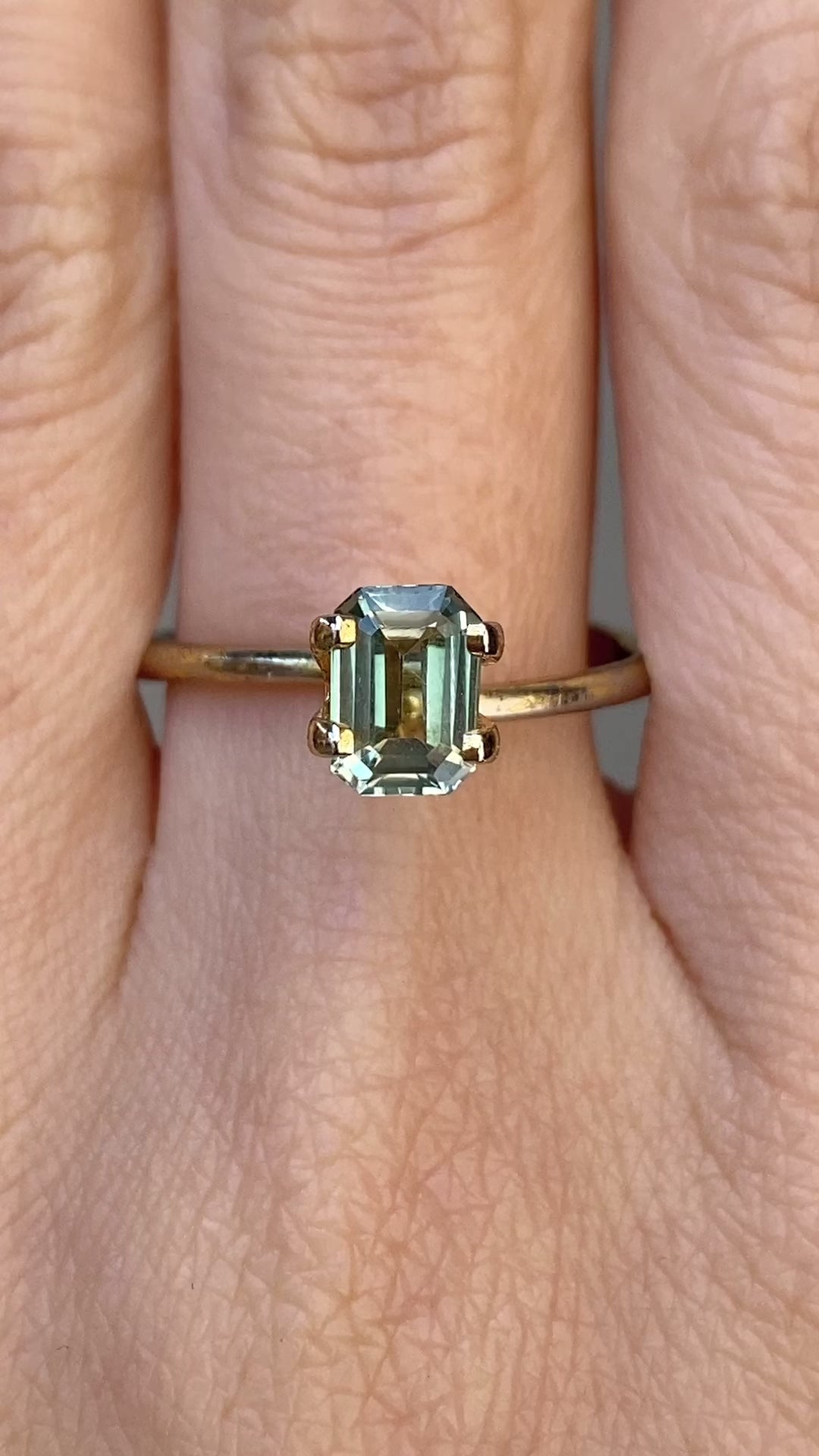 1.28ct Emerald Cut Mint Green Montana Sapphire SF309
