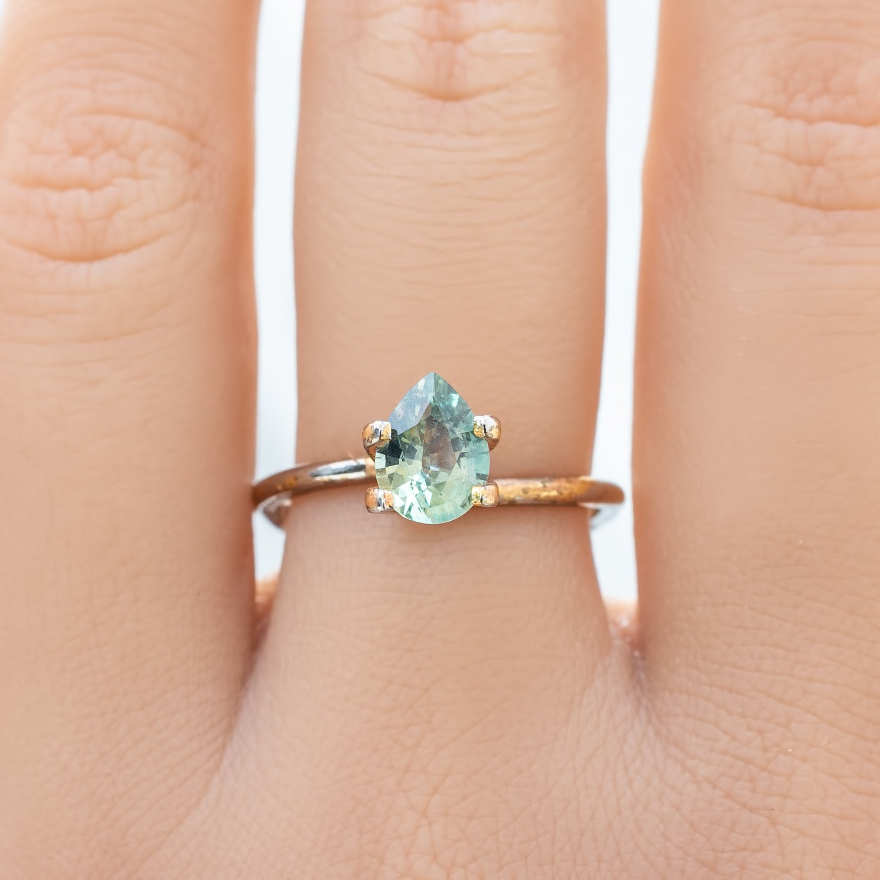 1.09ct Pear Cut Light Green Montana Sapphire SF170