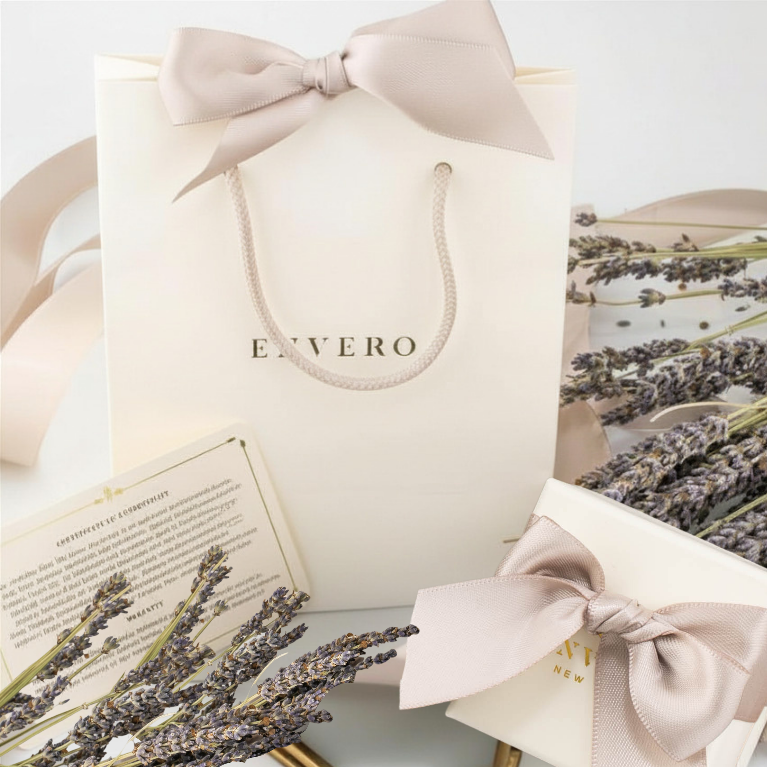 white_paper_gift_bag.png