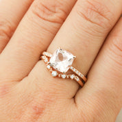 Audrey Setting (Cushion cut)