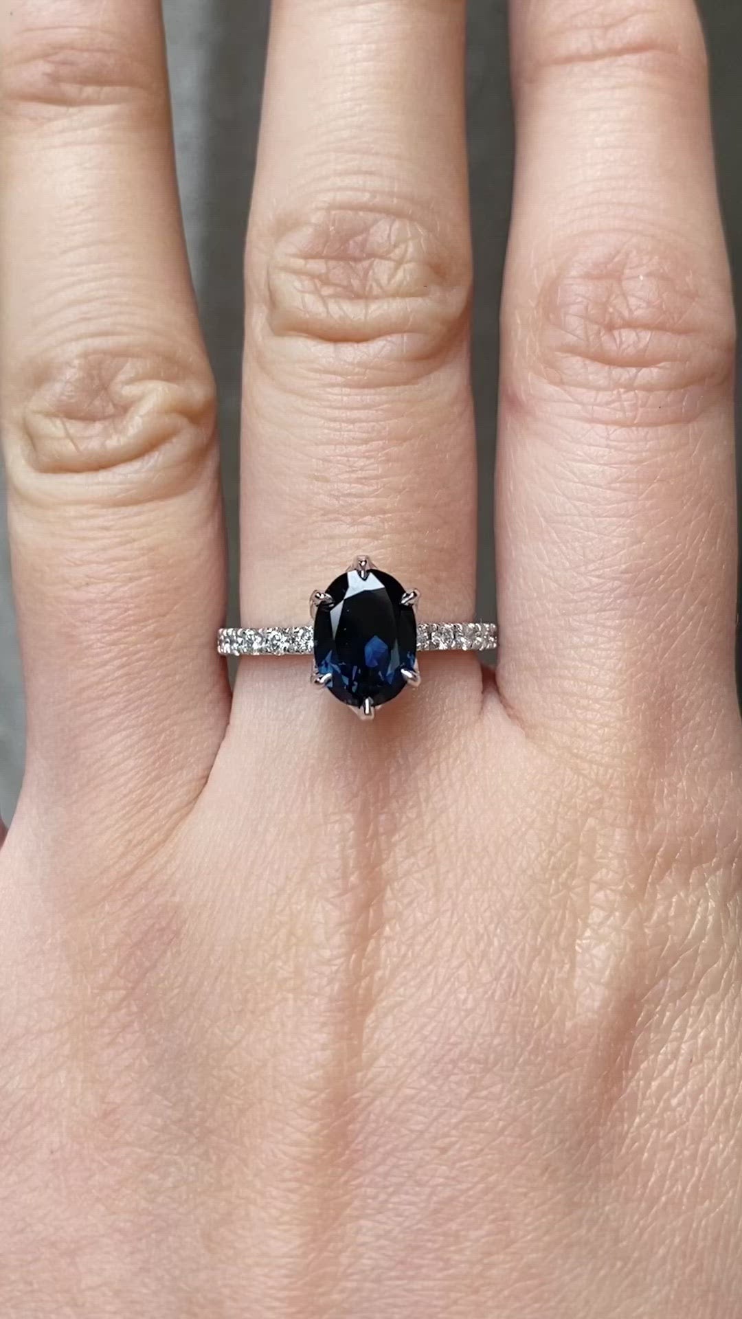 Maria Luxe Setting (Oval cut)
