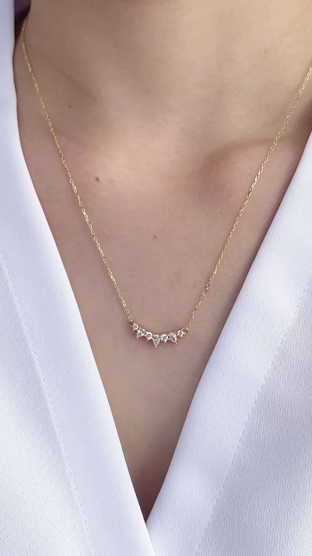 Gloria Curved Diamond Necklace 7 Stones