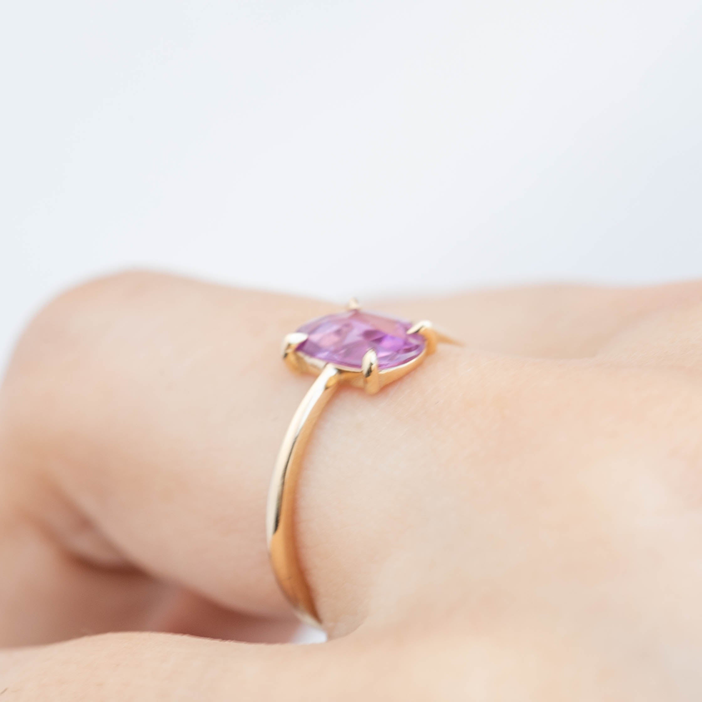 リサリング　非加熱　ピンクマダガスカルサファイア　1.18ct　14Kイエローゴールド