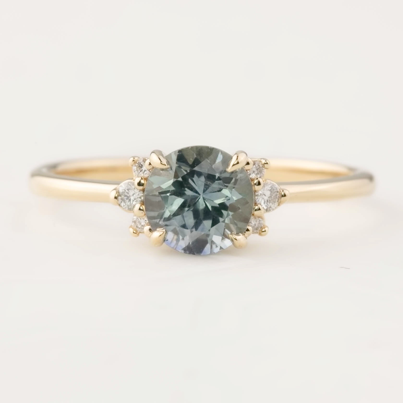 レナリング -1.14ct モンタナサファイア(種類の一つ)