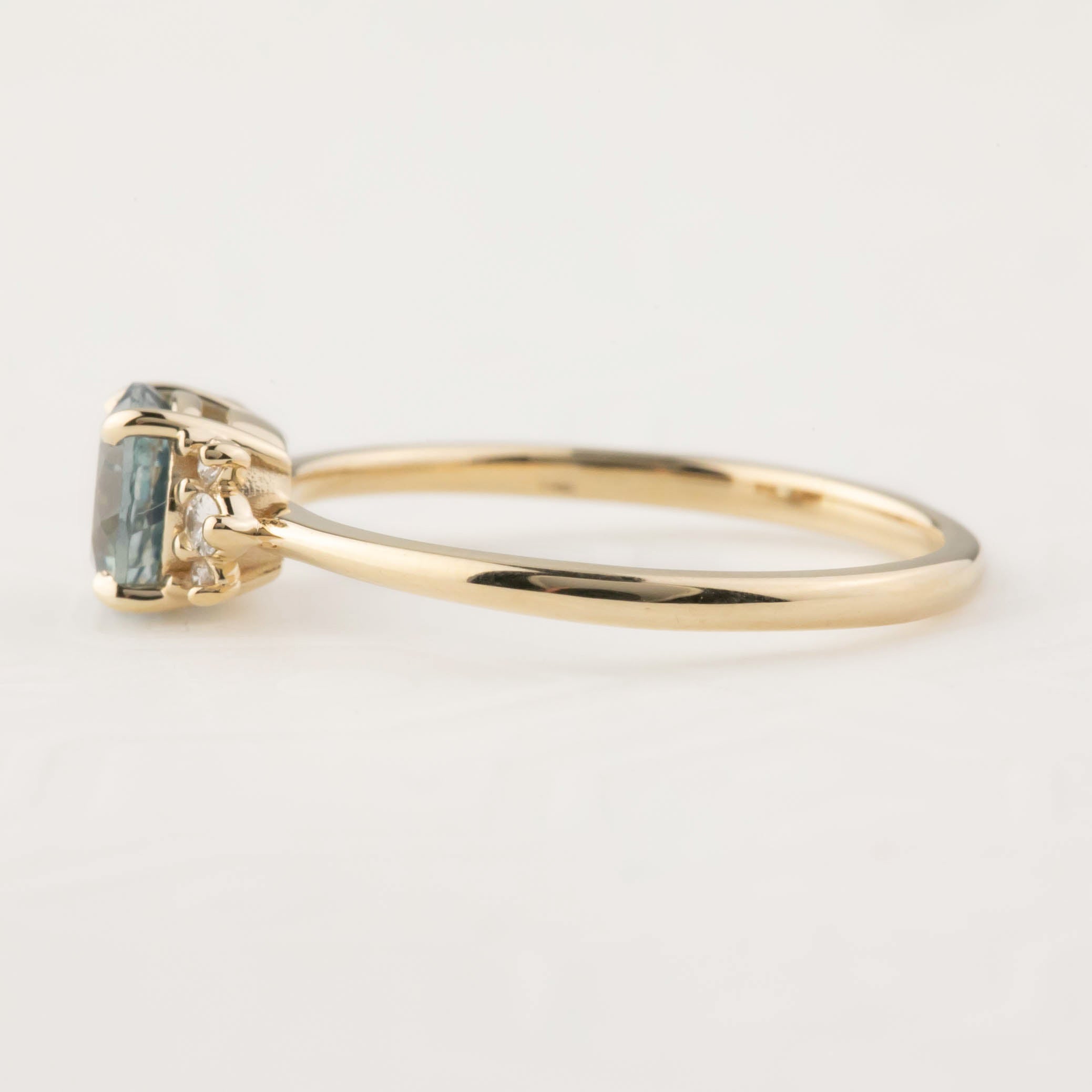 レナリング -1.14ct モンタナサファイア(種類の一つ)