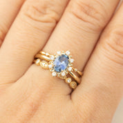 ビクトリアリング　ブルーモンタナサファイア　0.90ct　14Kイエローゴールド