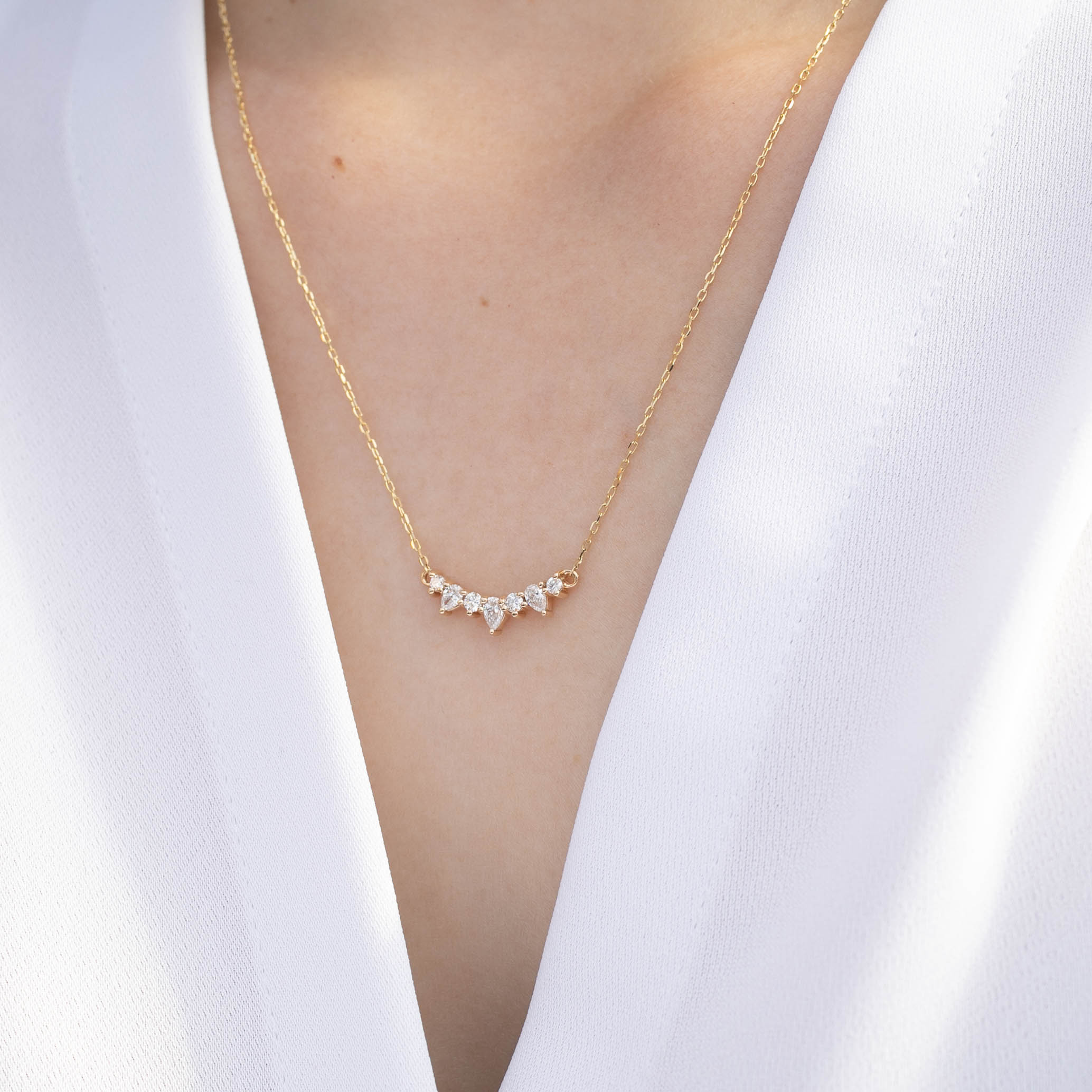 Gloria Curved Diamond Necklace 7 Stones