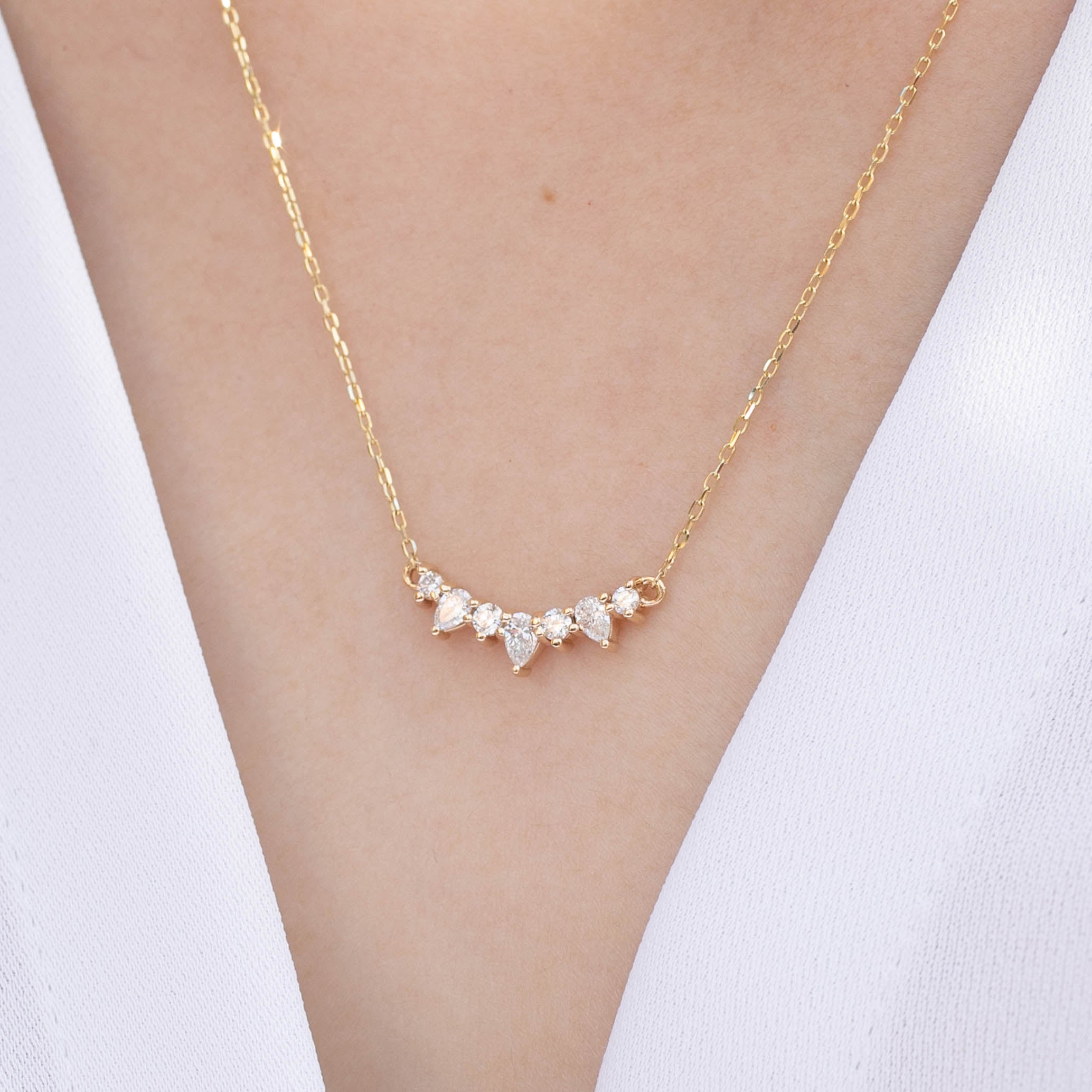 Gloria Curved Diamond Necklace 7 Stones