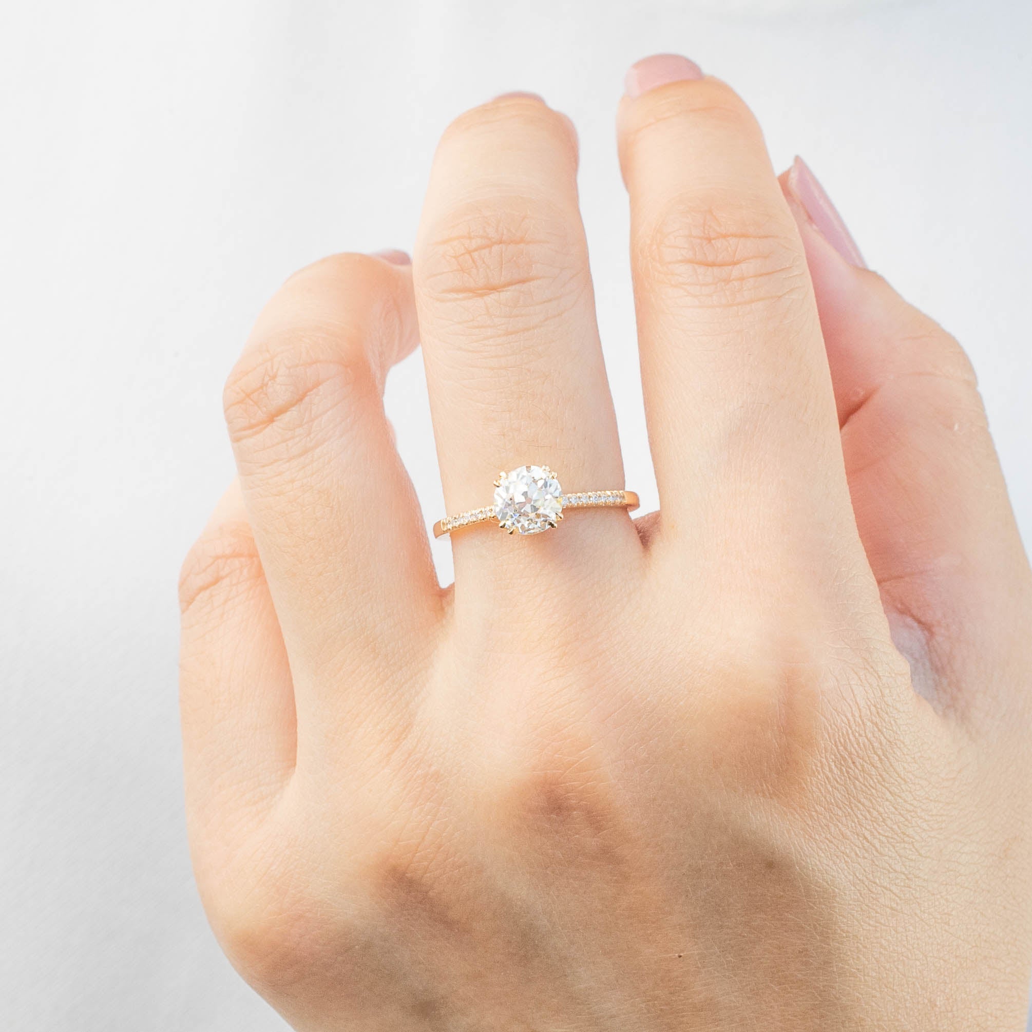 Sabrina Ring, Round Brilliant Cut Diamond