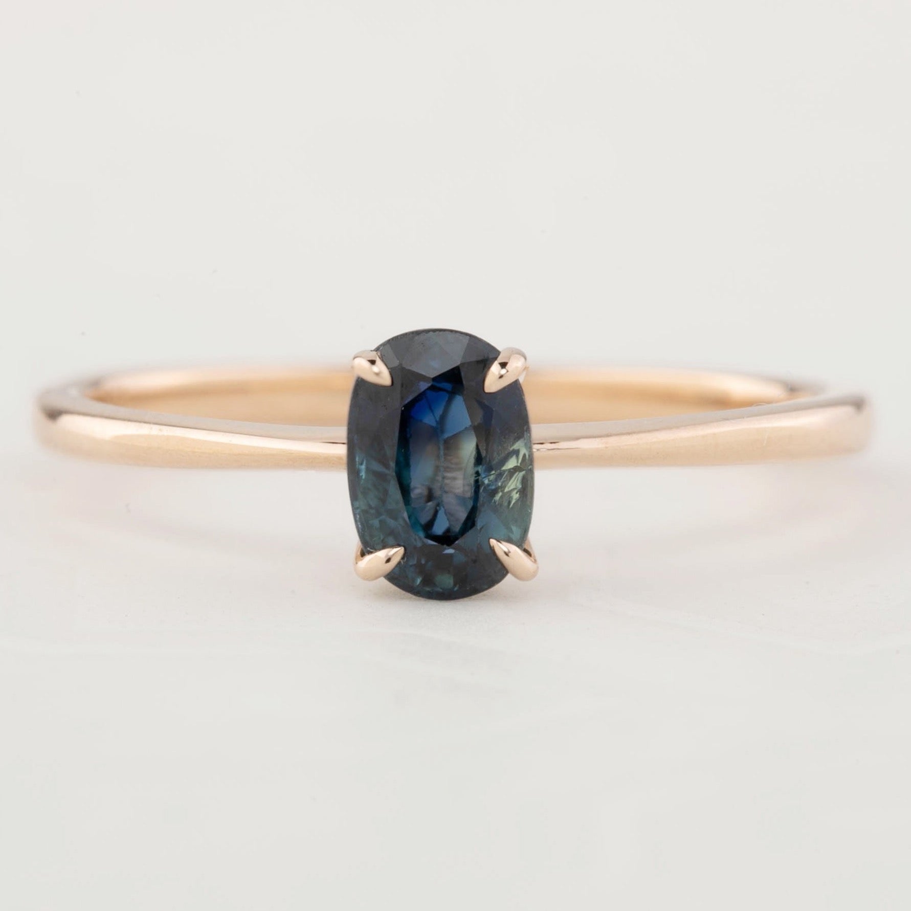 ニーナリング　ブルーオーストラリアンサファイア　0.7ct　14Kローズゴールド
