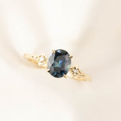 Charlene Setting (Oval cut)