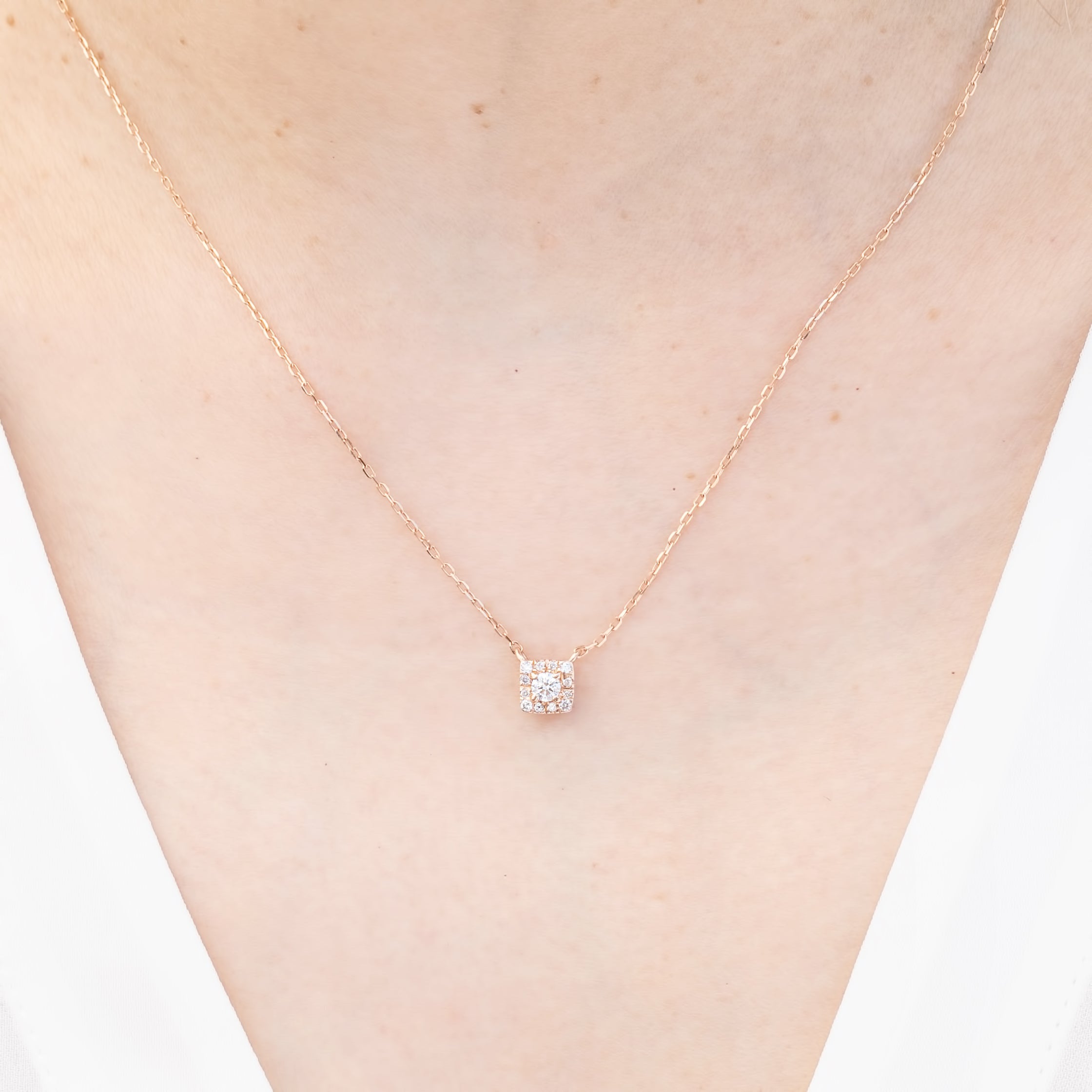Jophiel Diamond Halo Necklace