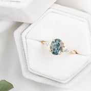 Olivia Grand Ring, GIA Certified 2.52ct Color Changing Light Blue Green/Purple Montana Sapphire