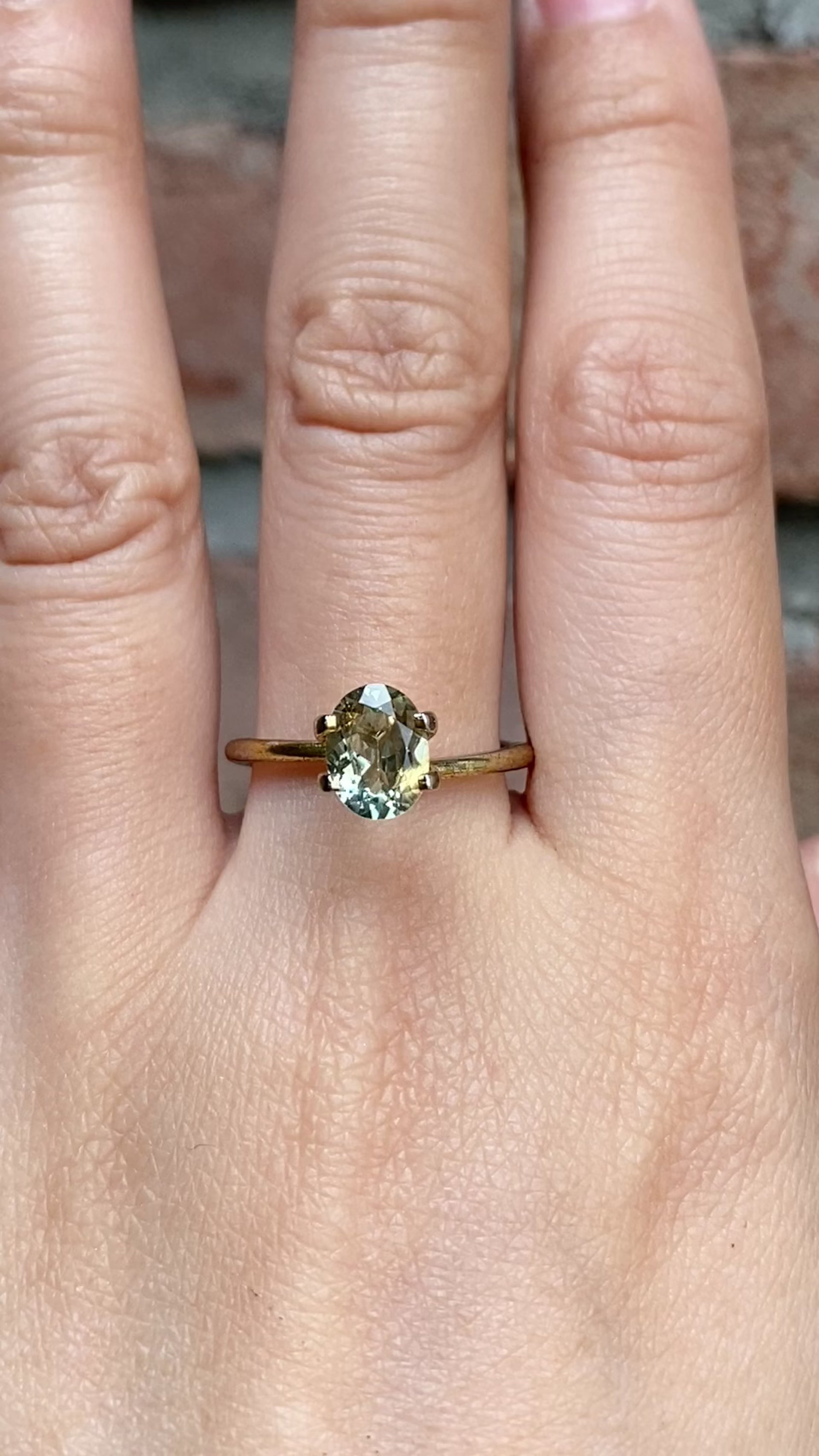 1.53ct Oval Cut Parti Green Yellow Montana Sapphire SO331