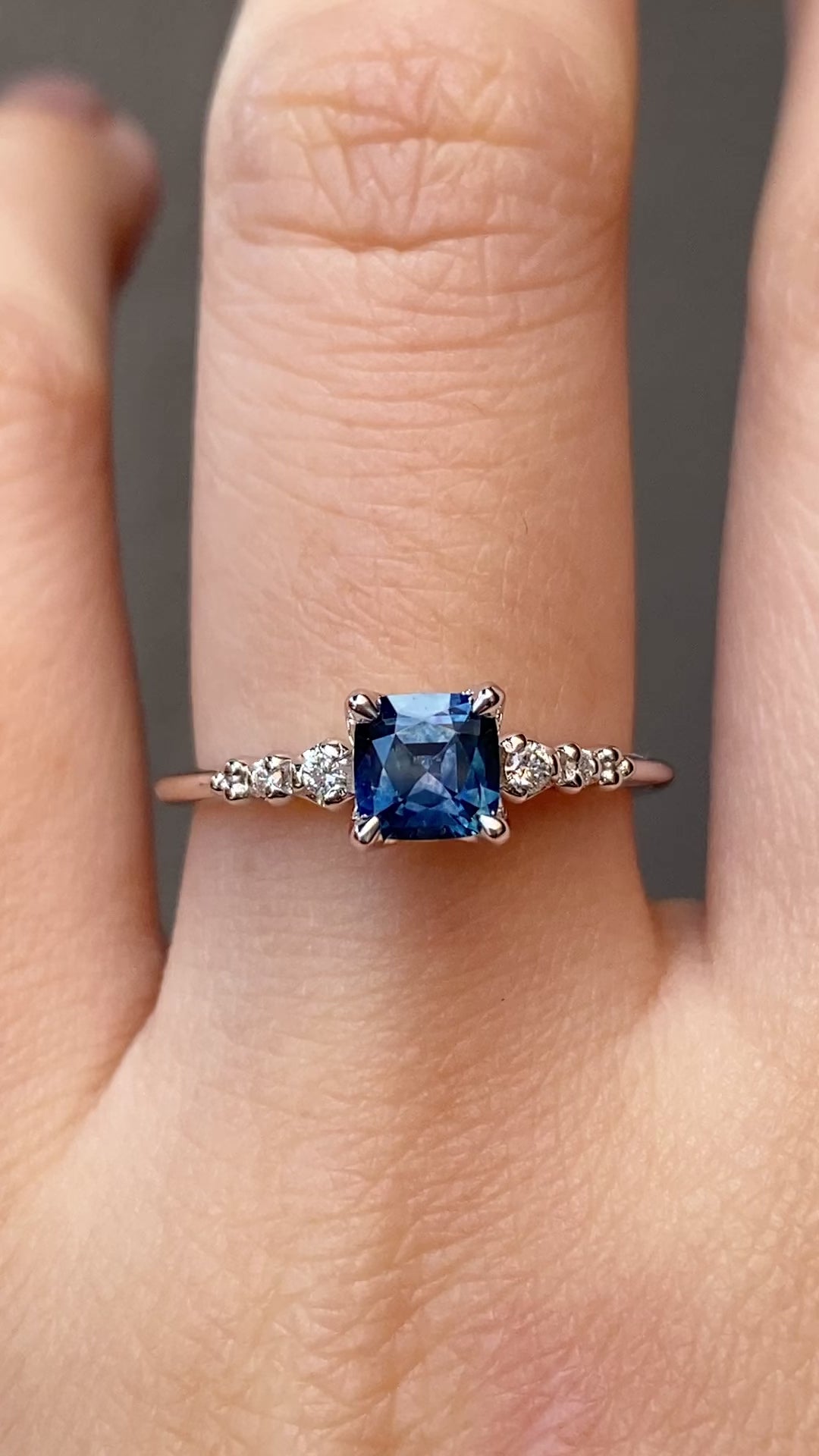 Estel Fleur Ring, 0.72ct Montana Sapphire