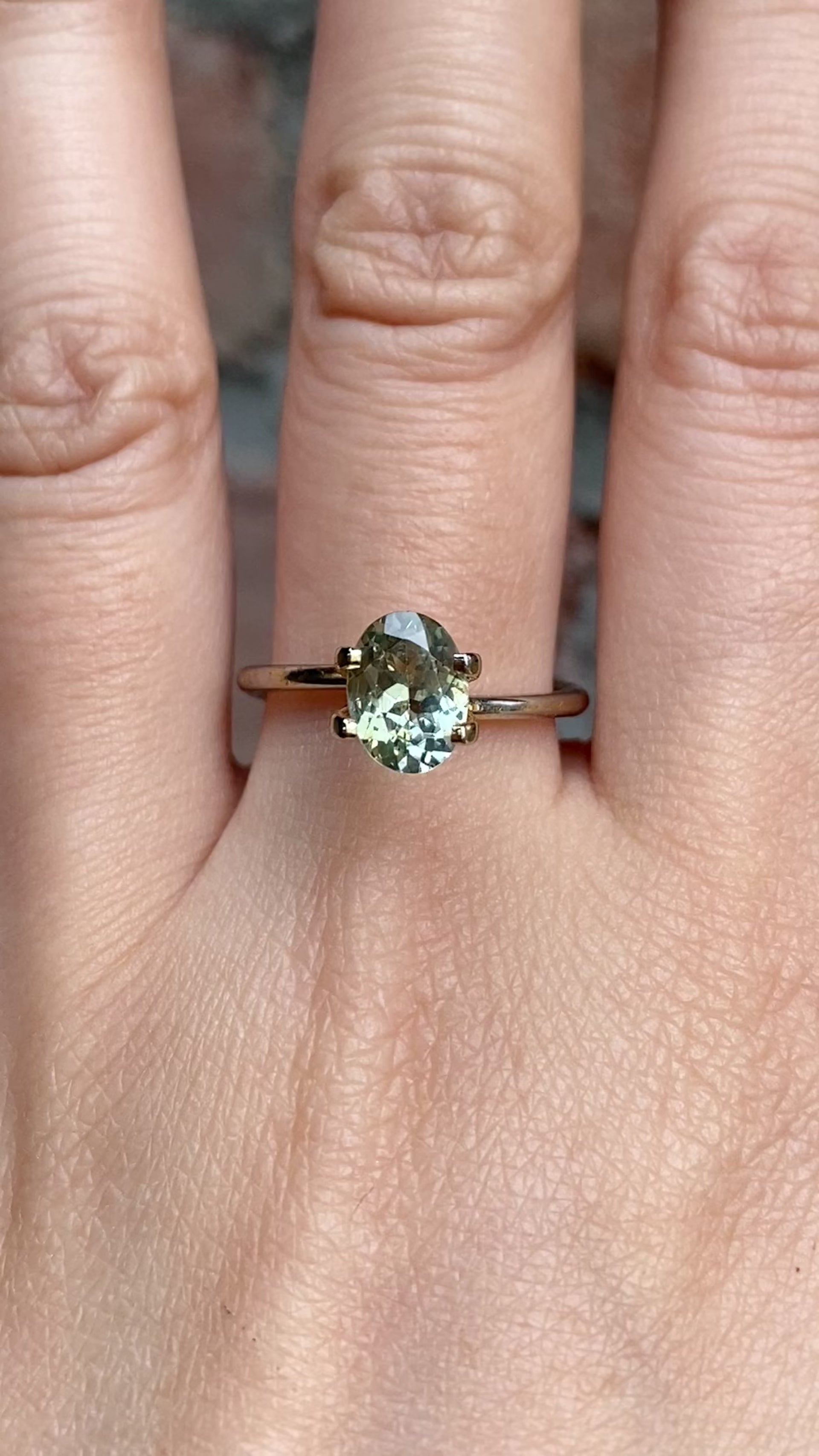 1.60ct Oval Cut Light Green Montana Sapphire SO332