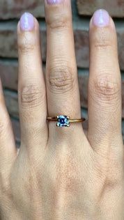 0.90ct クッションカット ブルーサファイア モンタナ産 
