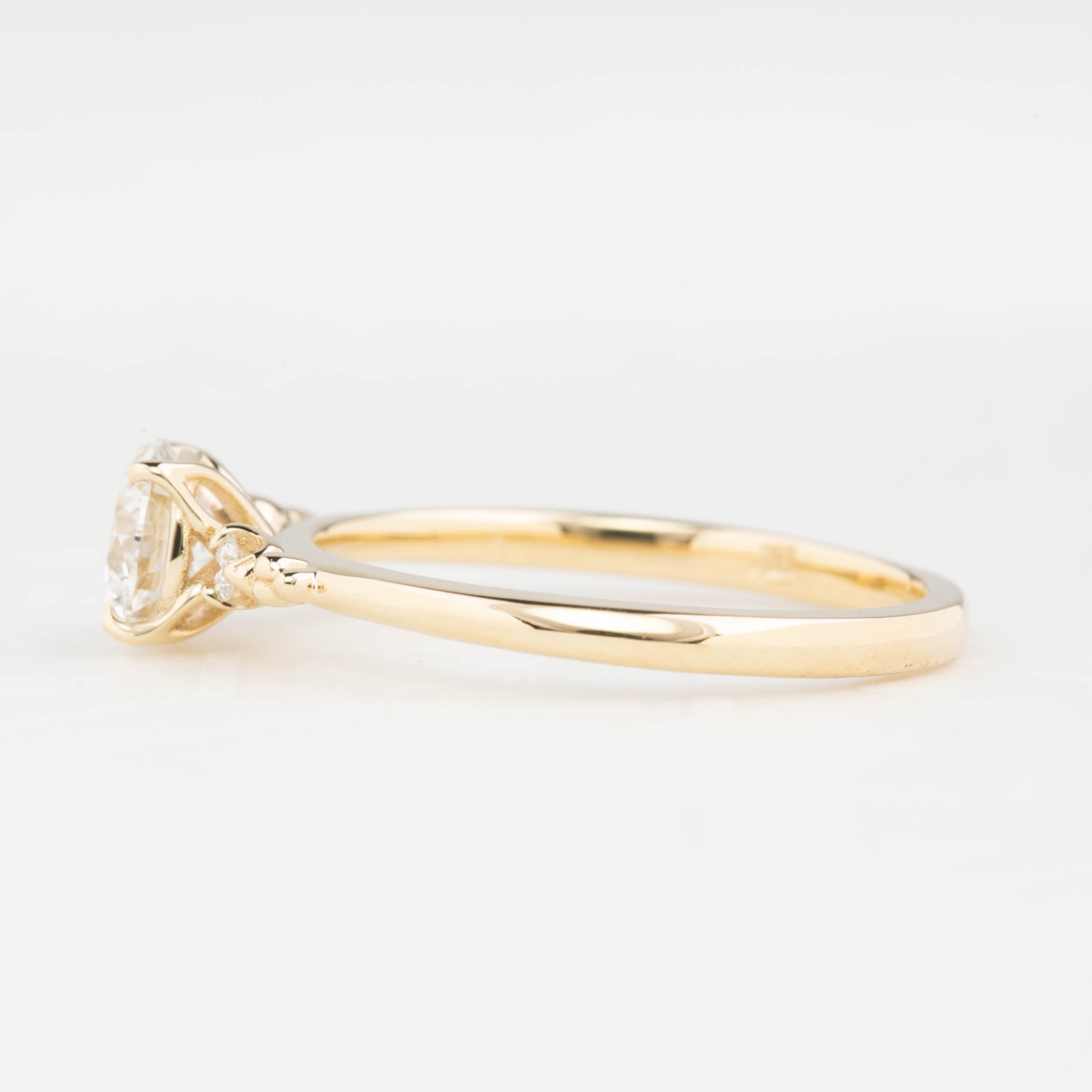 Estel Ring 0.80ct Round Lab Diamond, 14K Yellow Gold, GCAL Certified (One of a kind)