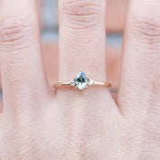 【即日配送】エミリーリング ・0.45ct・加熱モンタナ産ライトグリーンサファイア・K14YG