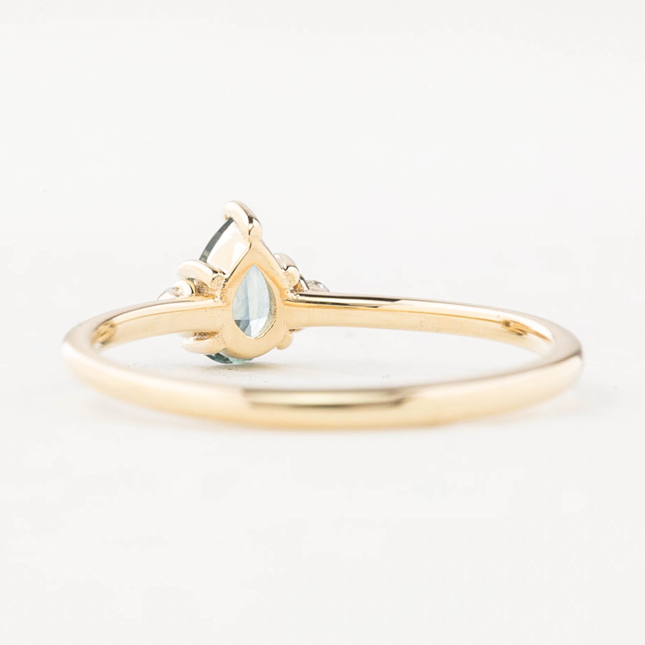 Emilie Ring 6mm 0.55ct Blue Montana Sapphire 14K Yellow Gold