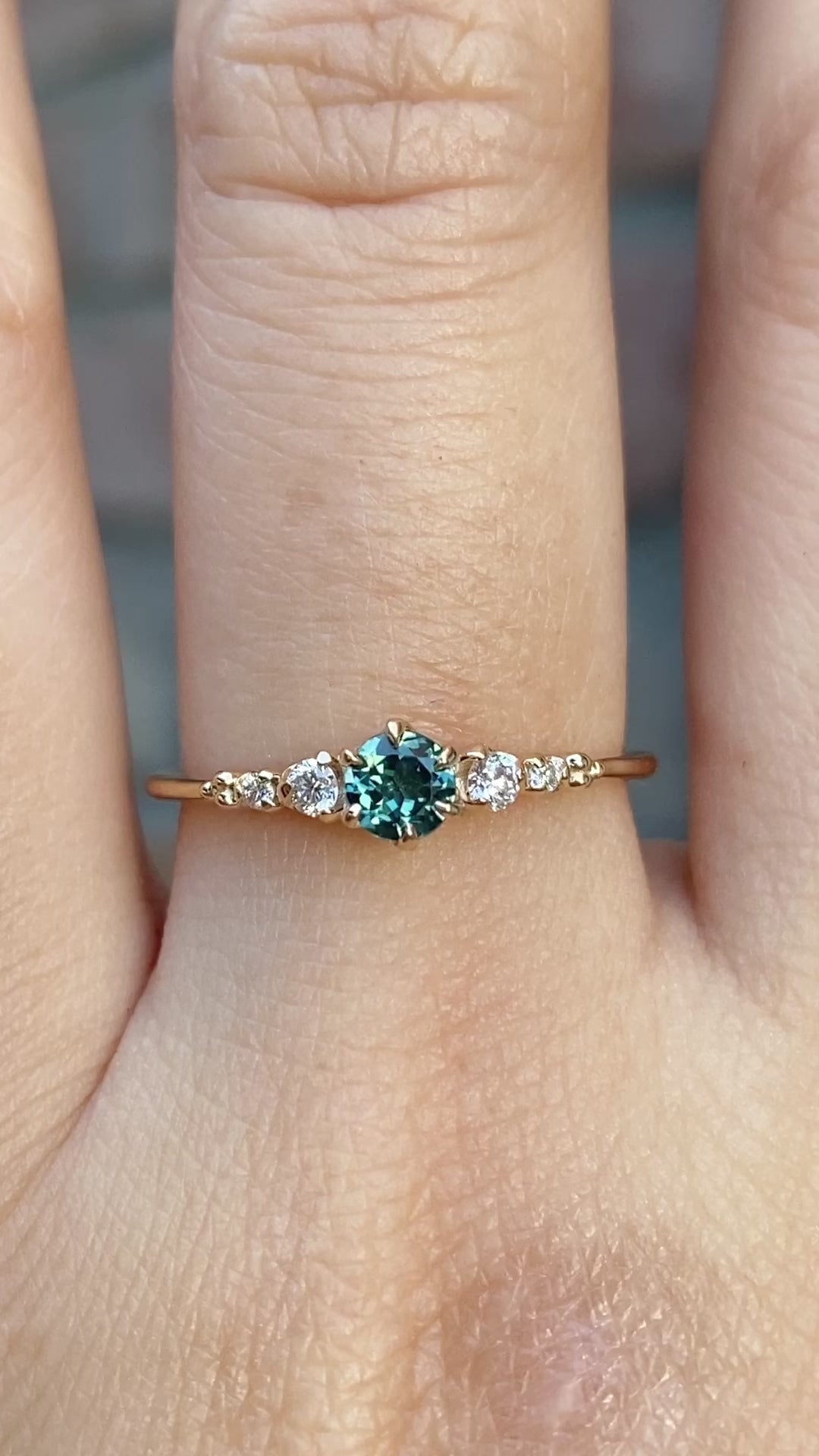 【即日配送】エステルフルールリング ・0.30ct・クイーンズランド産ブルーグリーンサファイア・K14YG