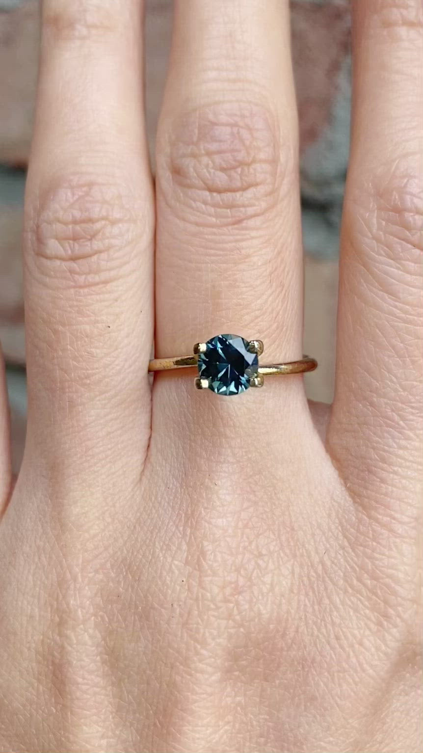 1.1ct Round Cut Blue Green Queensland Sapphire SR126