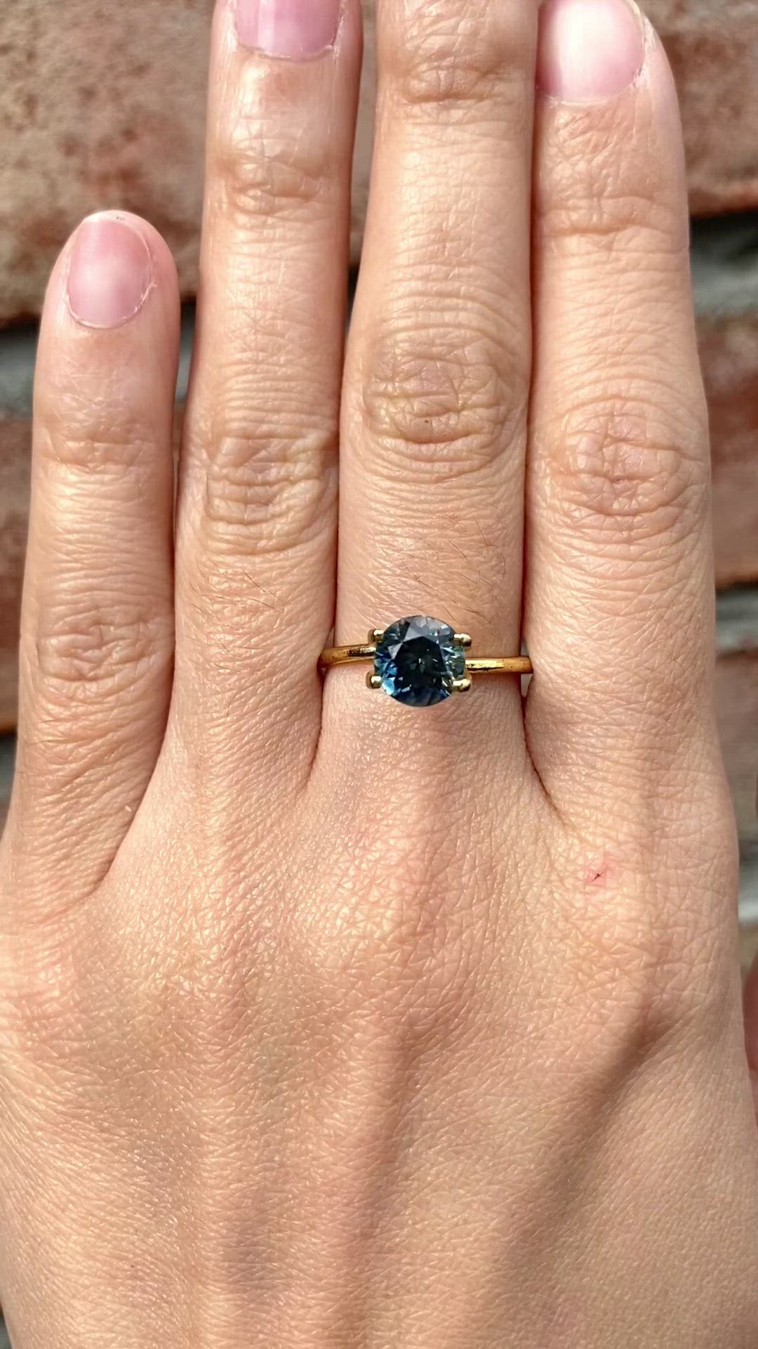 2.04ct Round Cut Blue Green Montana Sapphire