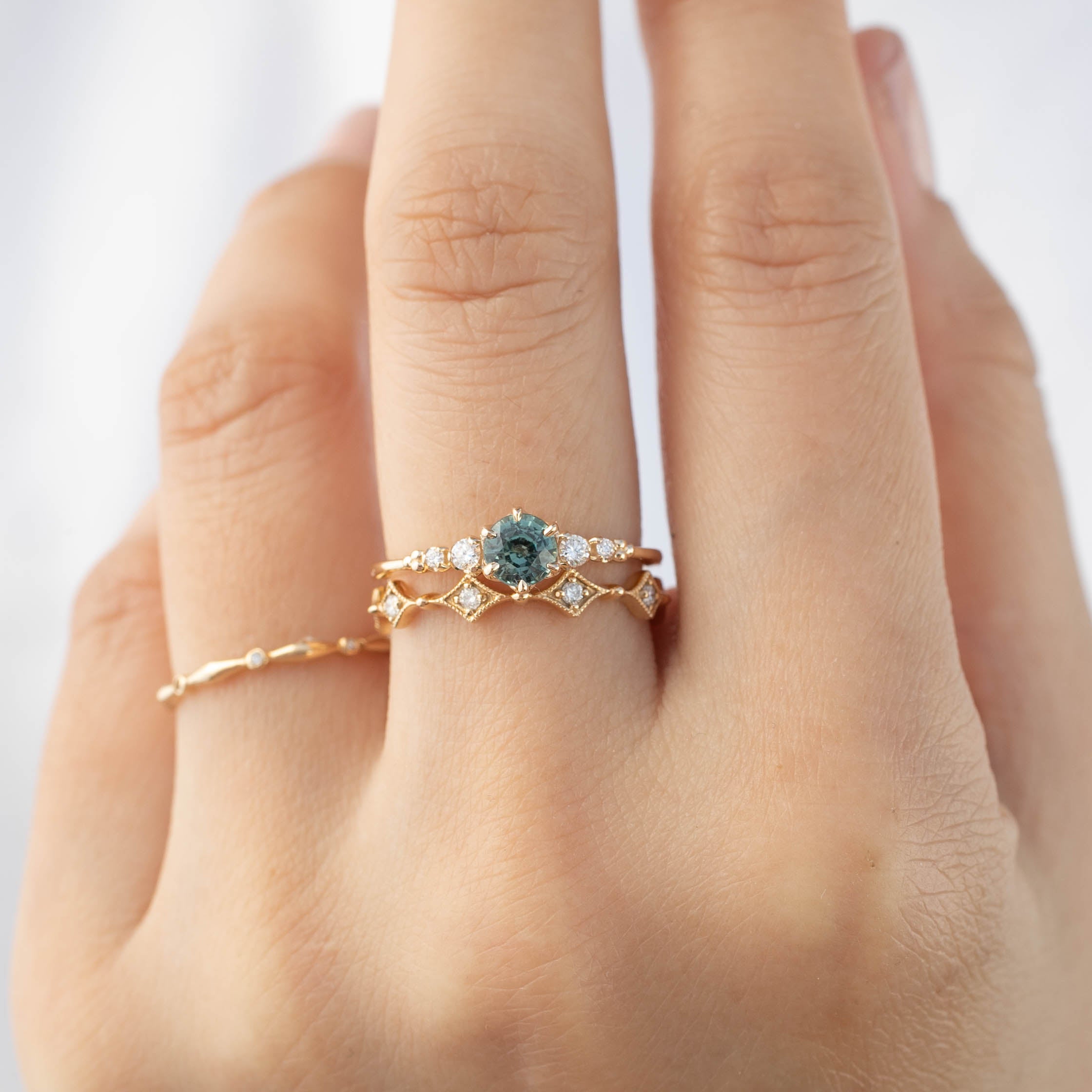 【即日配送】エステルフルールリング ・0.55ct・非加熱ブルーグリーンサファイア・K14YG
