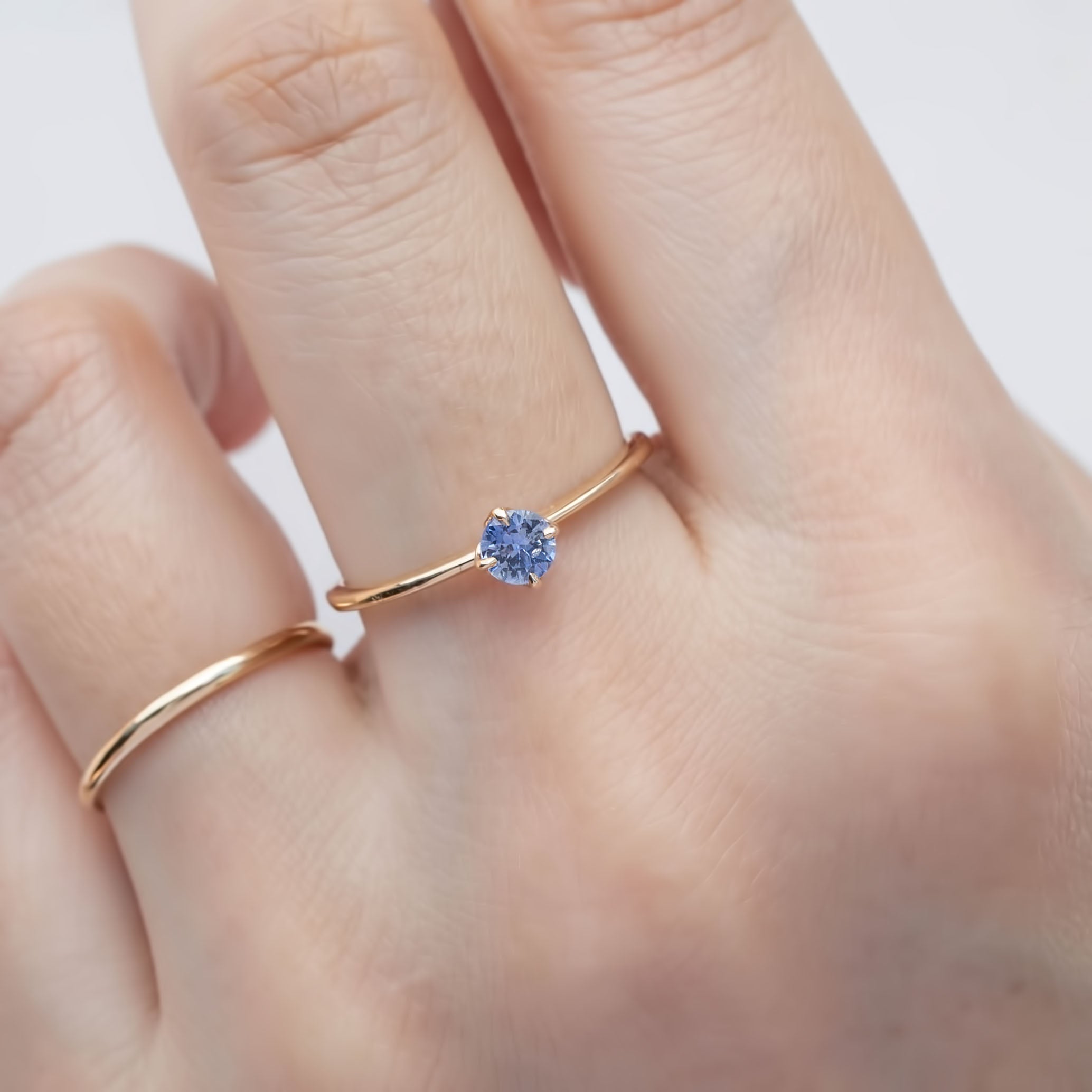 【即日配送】アリスリング ・0.30ct・加熱セイロン産ブルーサファイア・K14YG