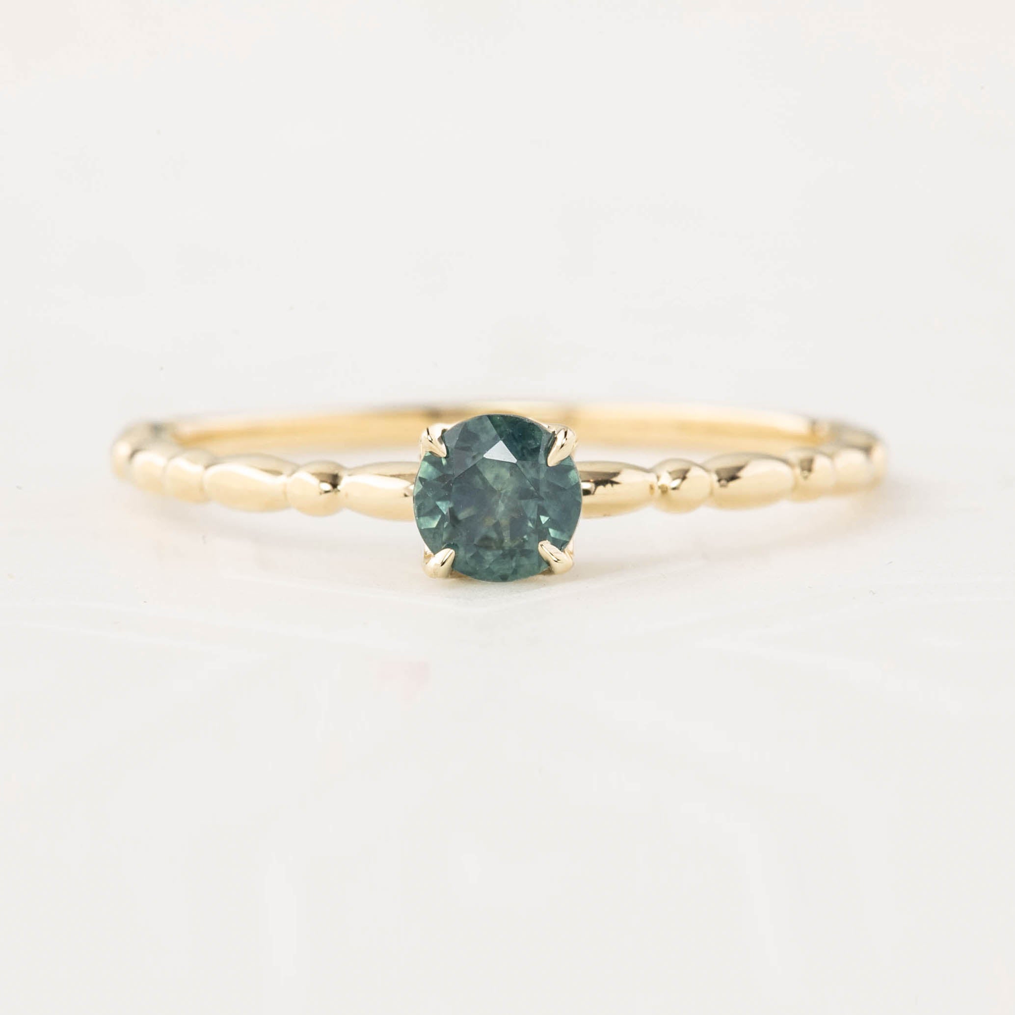 【即日配送】キャンディリング ・0.30ct・加熱モンタナ産ブルーサファイア・K14YG