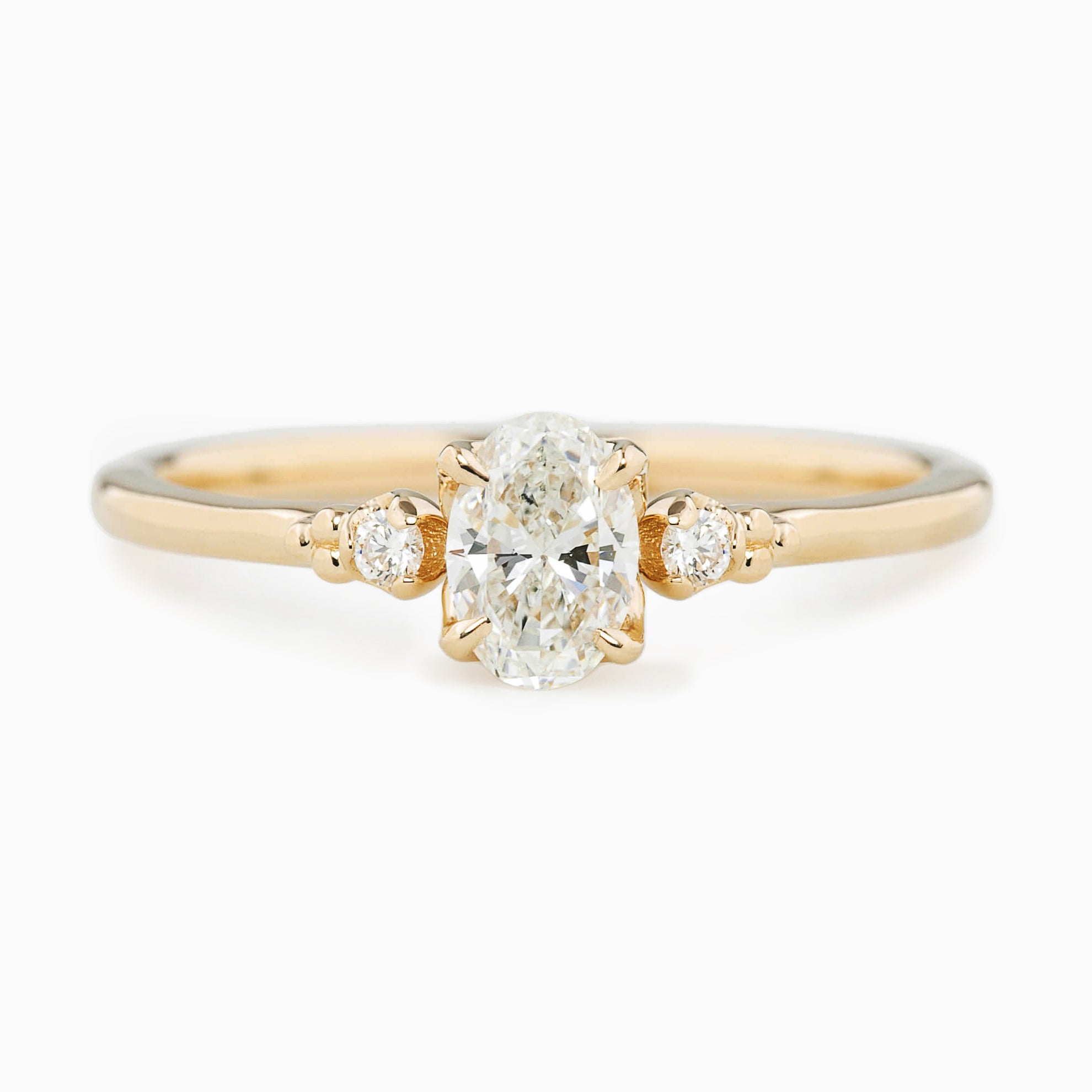 エステルリング　ブリリアントカットオーバルダイヤモンド　0.40ct 