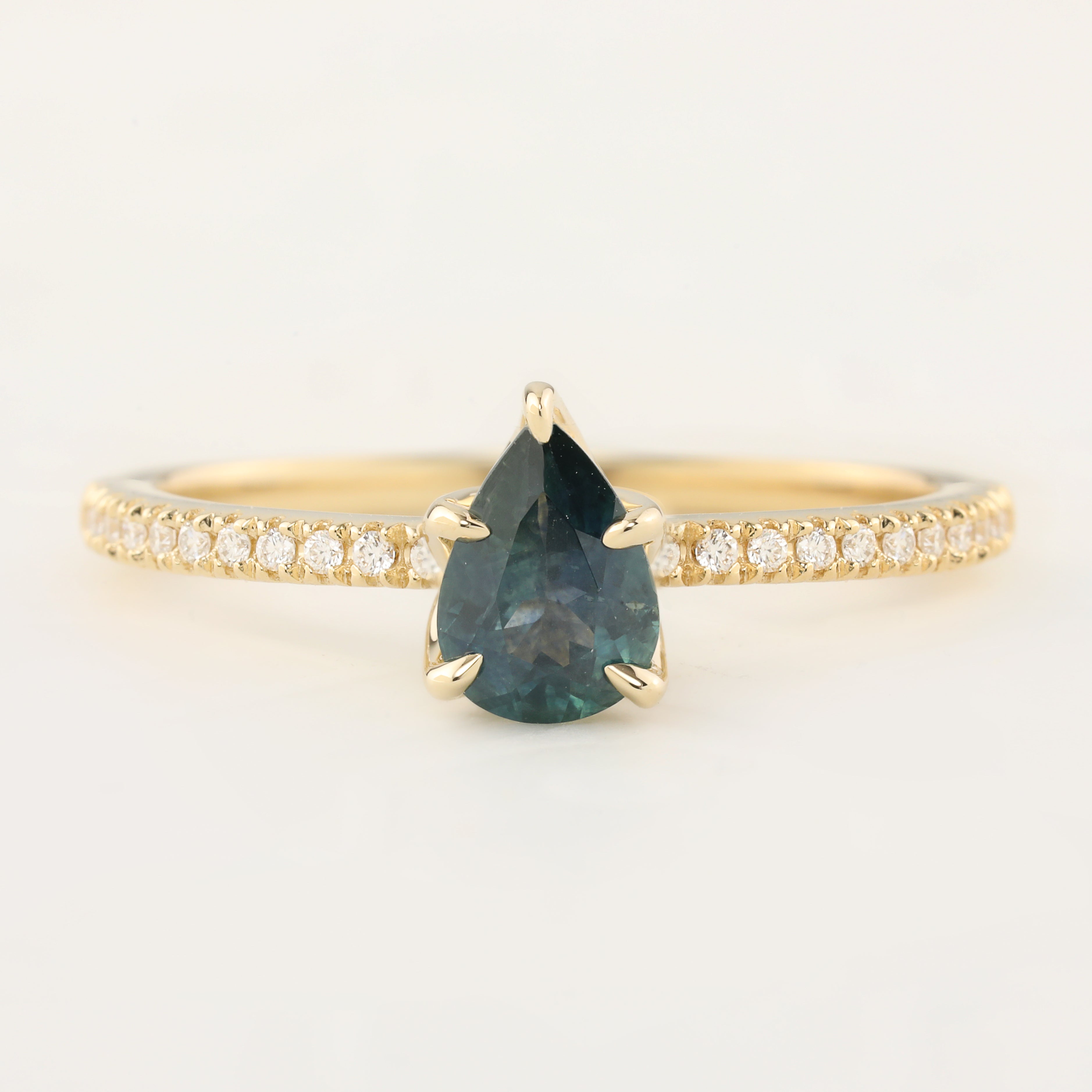 Maria Setting (Pear cut)