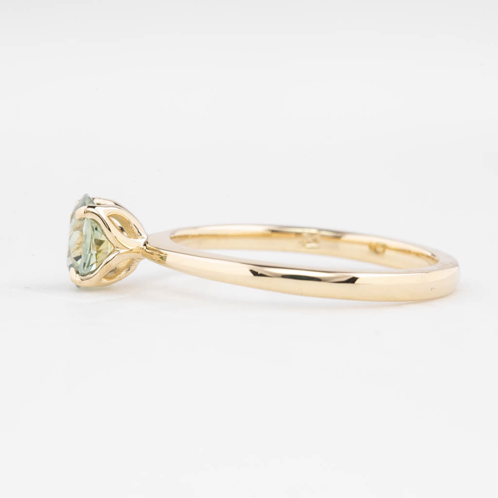 Sara Ring 0.94ct Parti Green Yellow Round Montana Sapphire, 14K Yellow Gold (One of a kind)