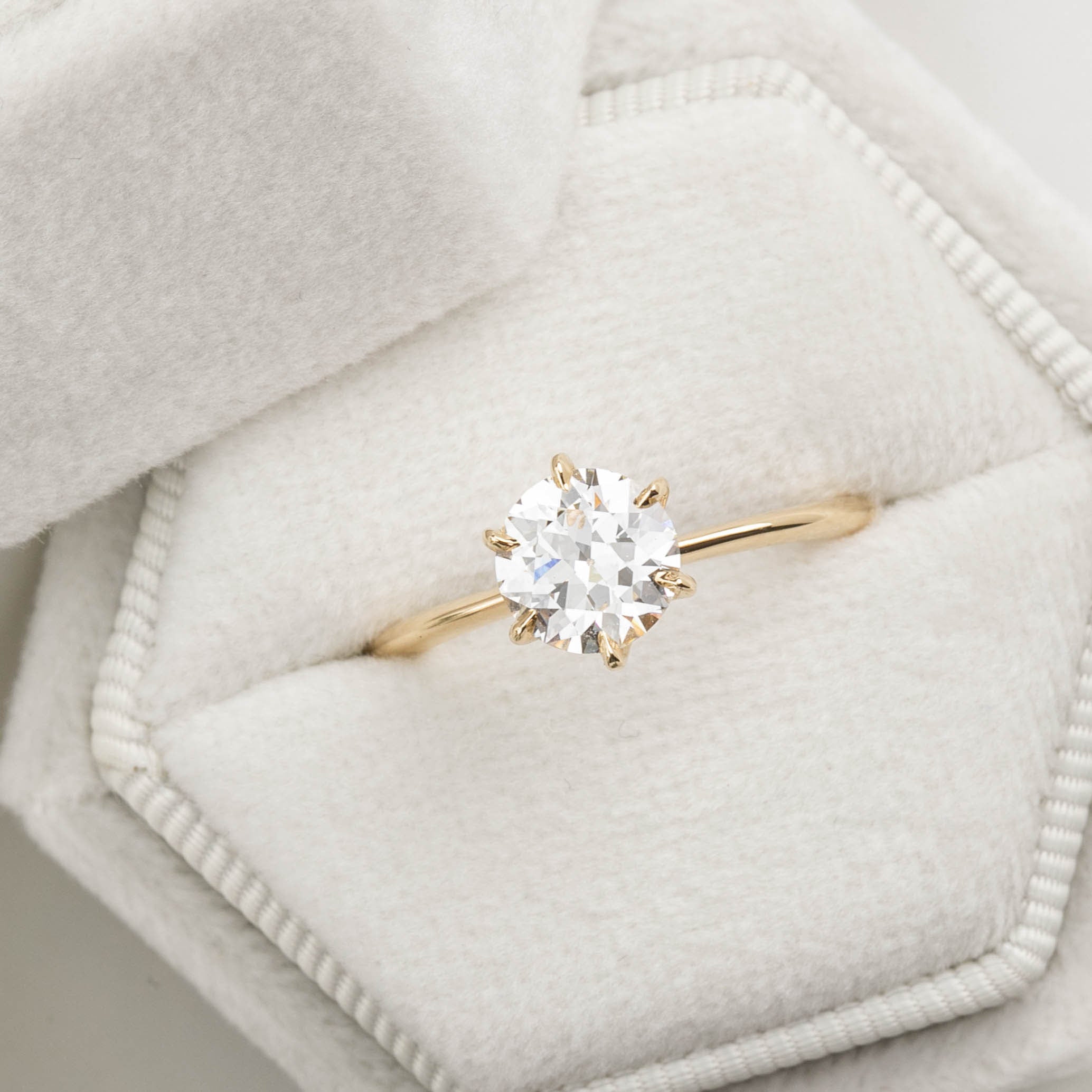 フローリンリング　オールドマインカットダイヤモンド　1.15ct　GIA鑑定書付き