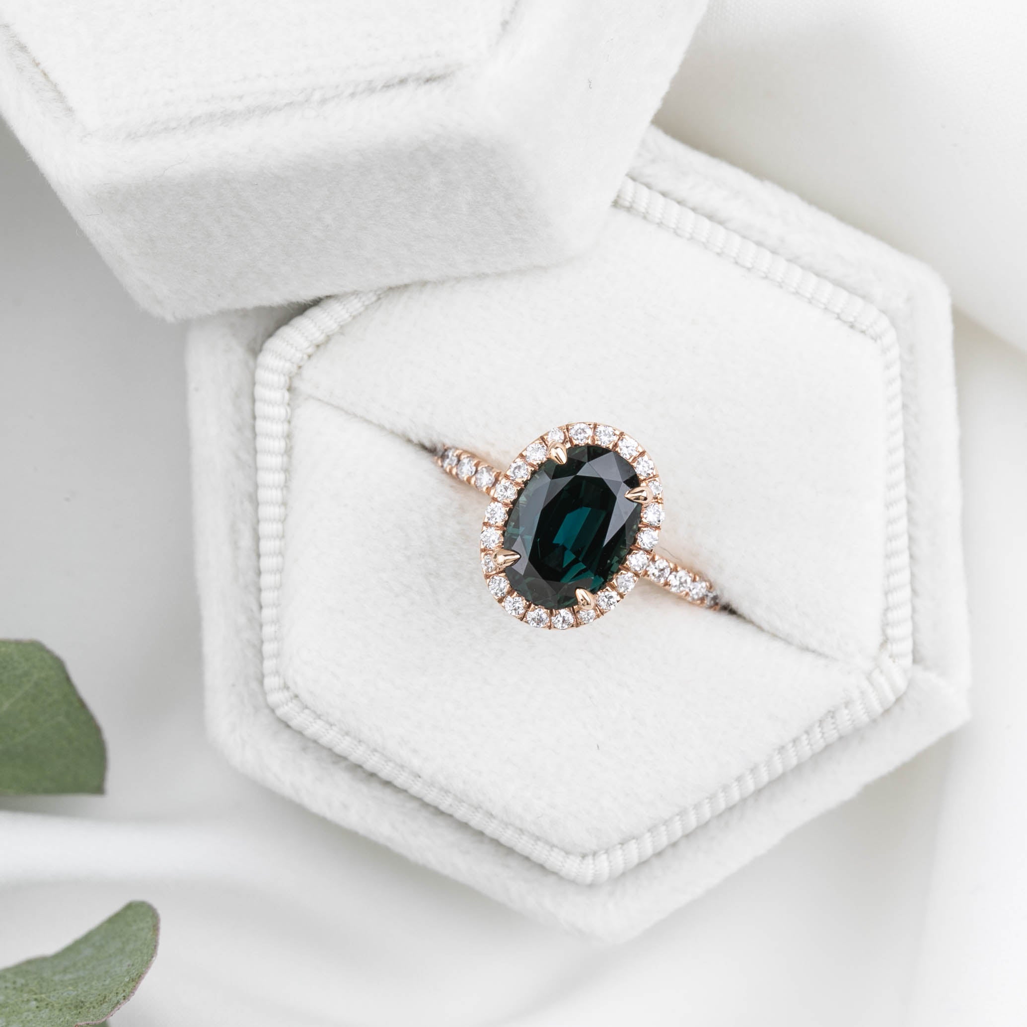 【一点物】ロゼッタリング ・2.49ct・非加熱クイーンズランド産グリーンサファイア・K14RG
