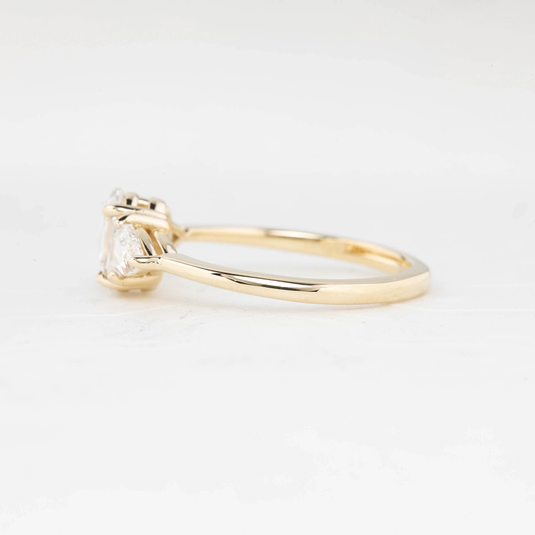 マディソンリング　ローズカットダイヤモンド　0.56ct