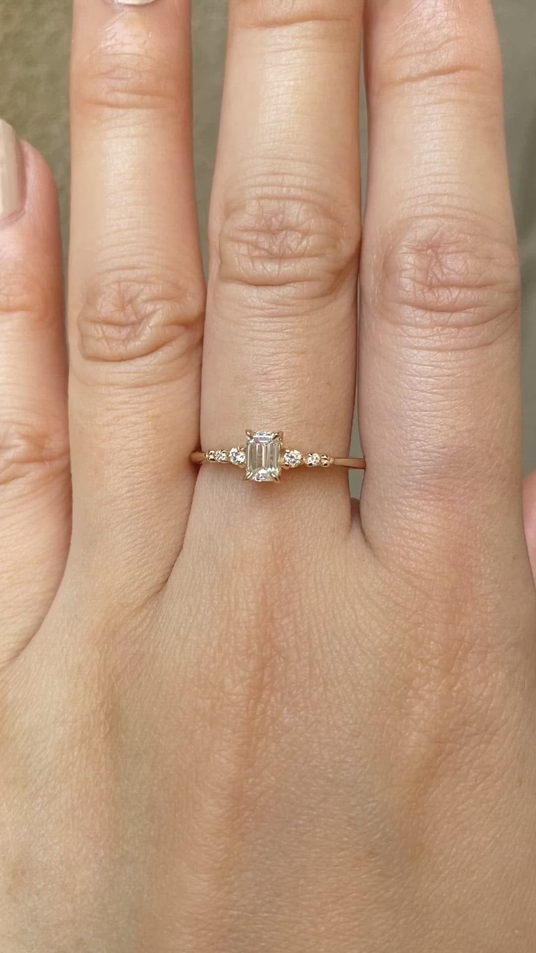 Estel Fleur Four Prongs Ring
