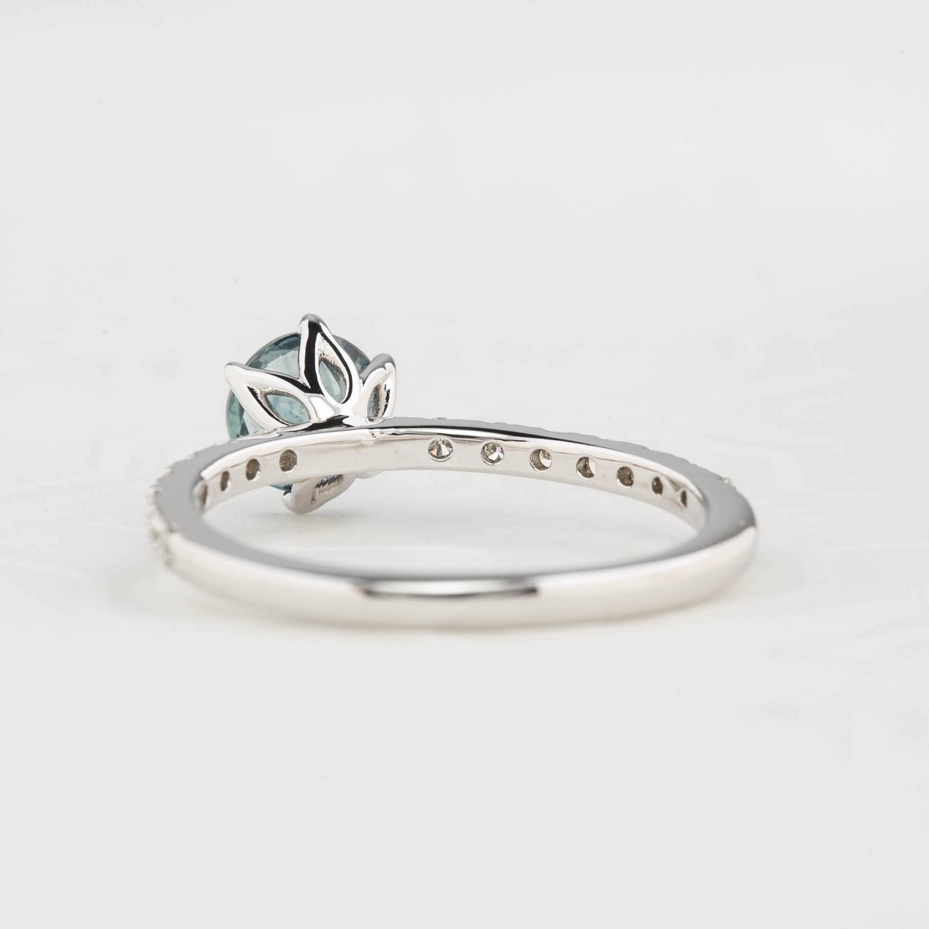 【一点物】マリアリュックスリング ・0.98ct・加熱モンタナ産ティールブルーサファイア・K14WG