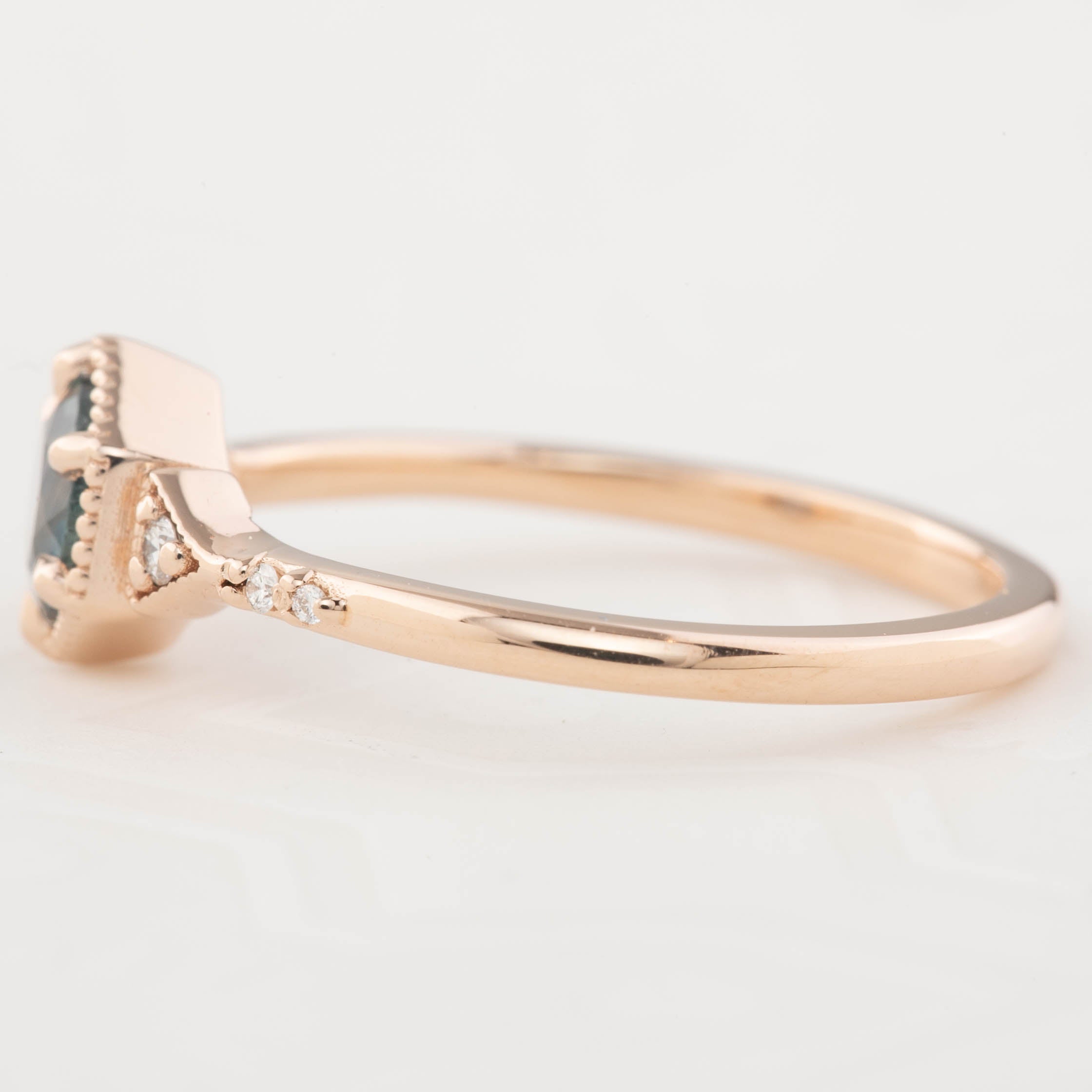 【一点物】アガサリング ・0.70ct・加熱モンタナ産ブルーグリーンサファイア・K14RG